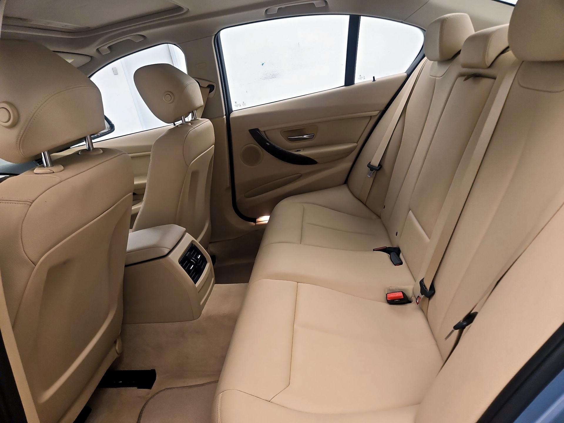 Thumbnail: 2014 BMW 3 Series - 20