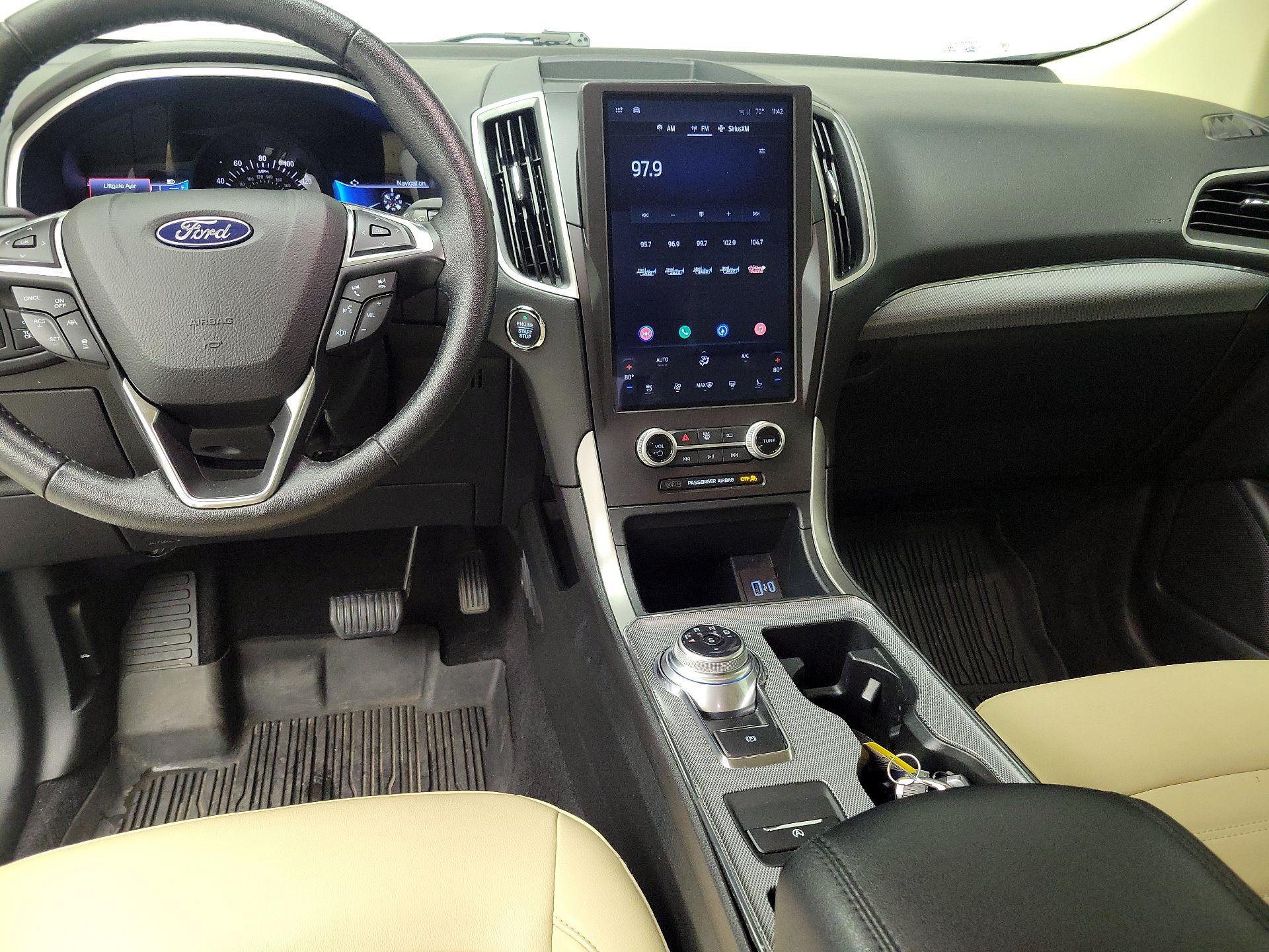 Thumbnail: 2021 Ford Edge - 9