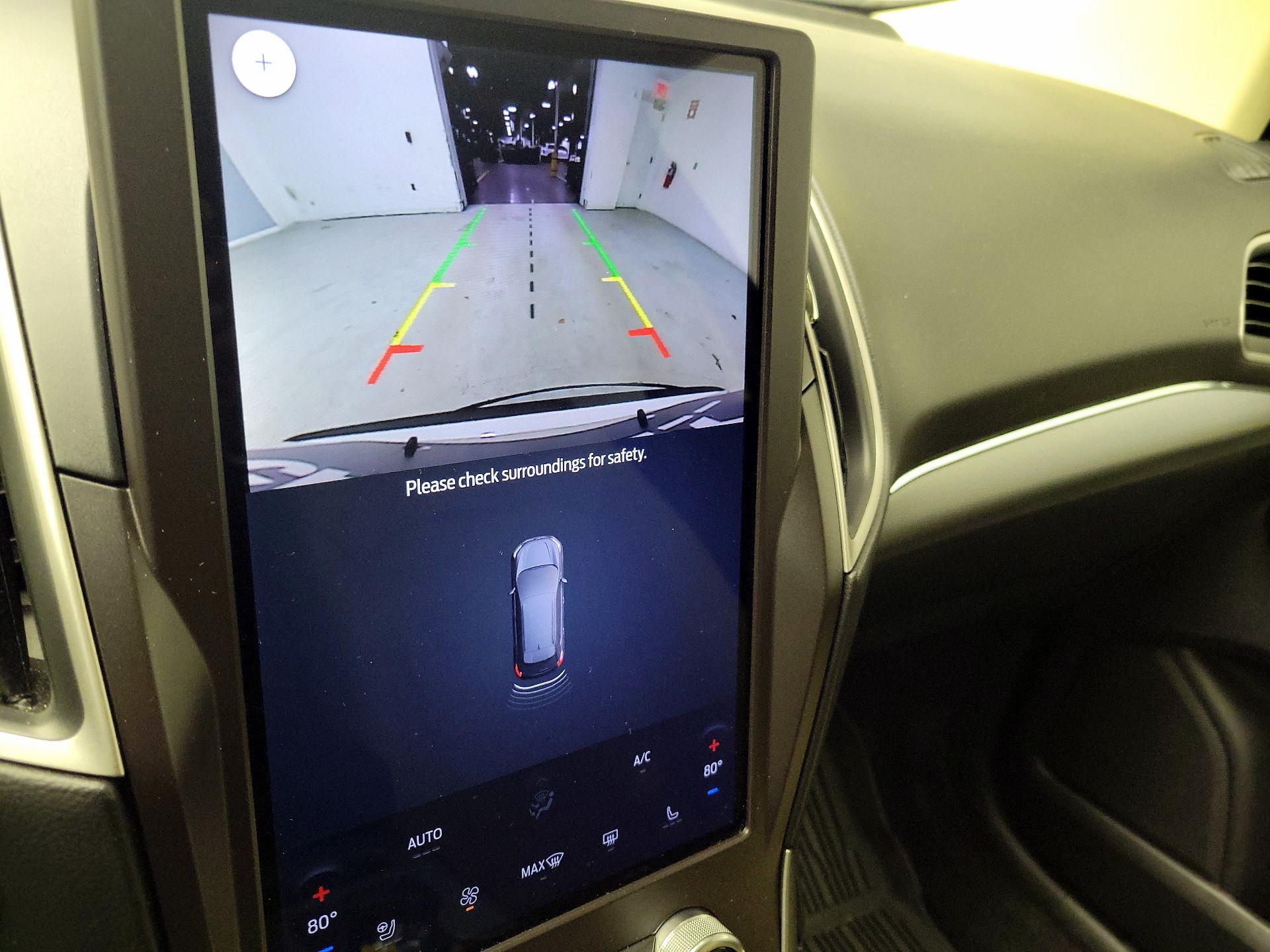 Thumbnail: 2021 Ford Edge - 14