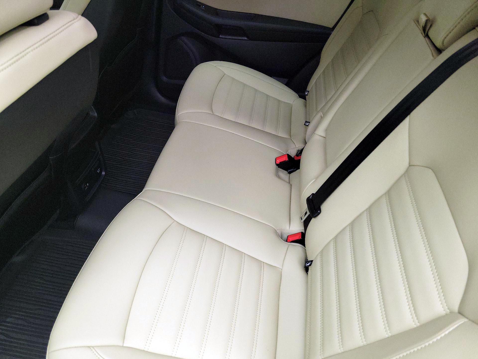 Thumbnail: 2021 Ford Edge - 19