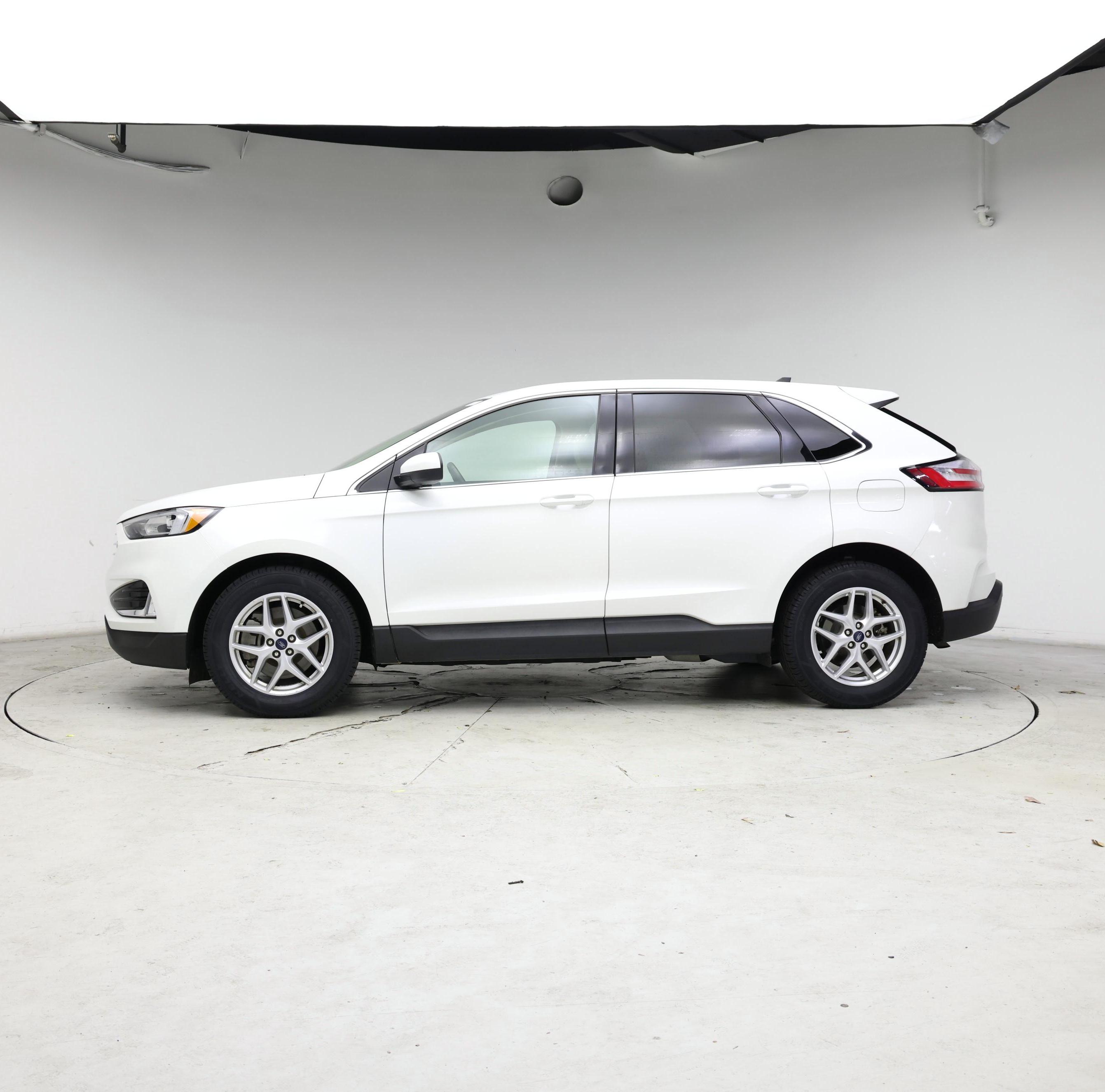 Thumbnail: 2021 Ford Edge - 3