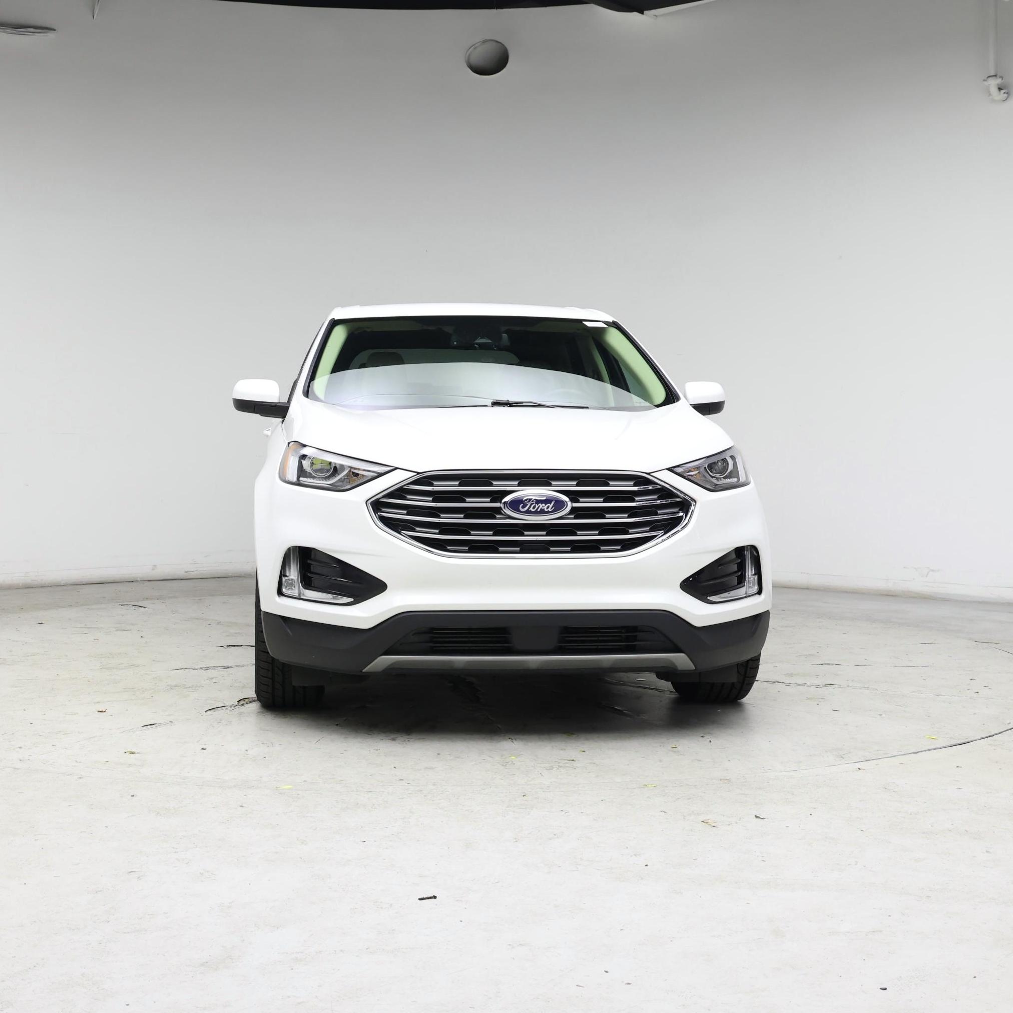 Thumbnail: 2021 Ford Edge - 5