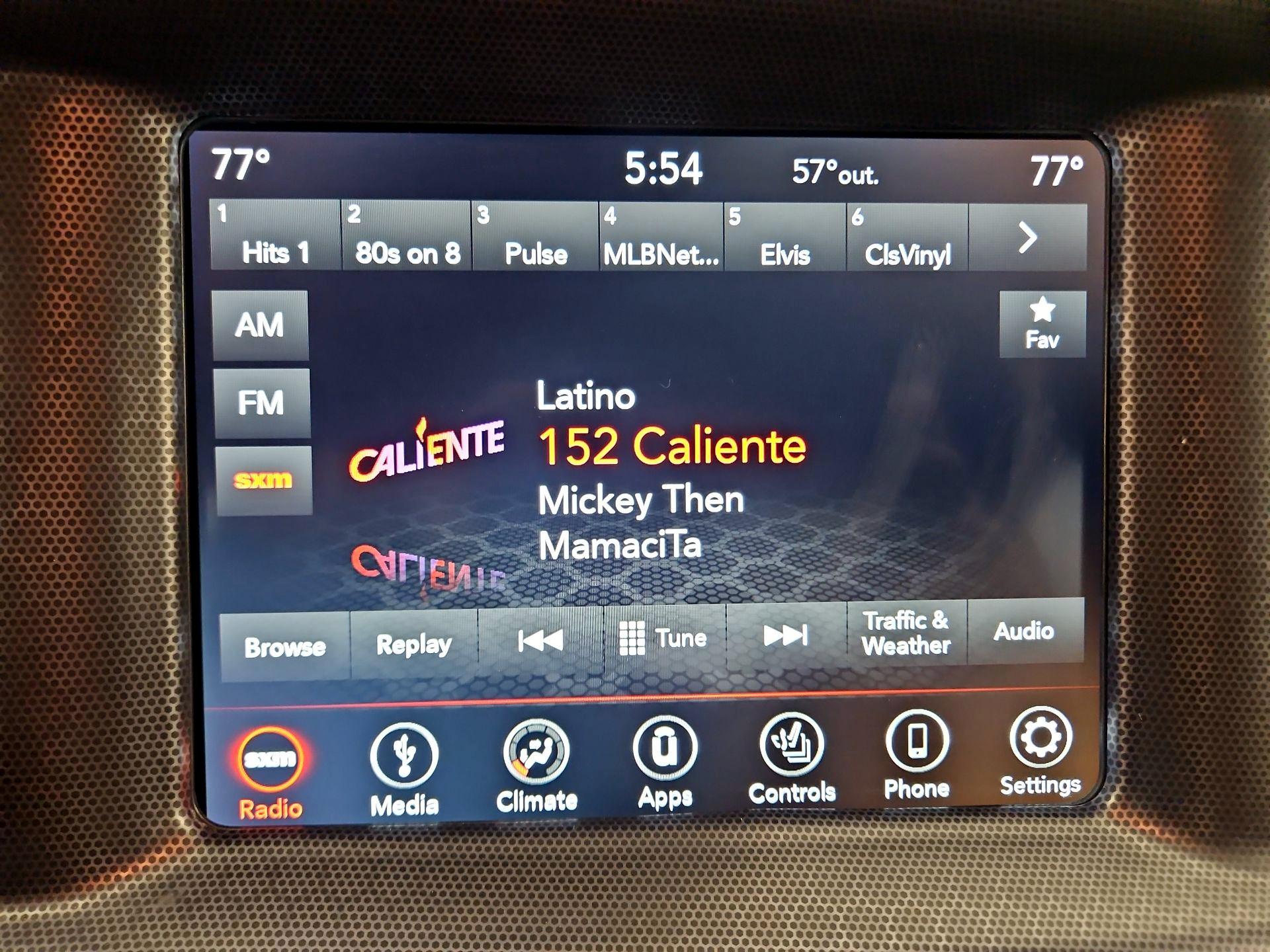 Thumbnail: 2018 Dodge Charger - 15