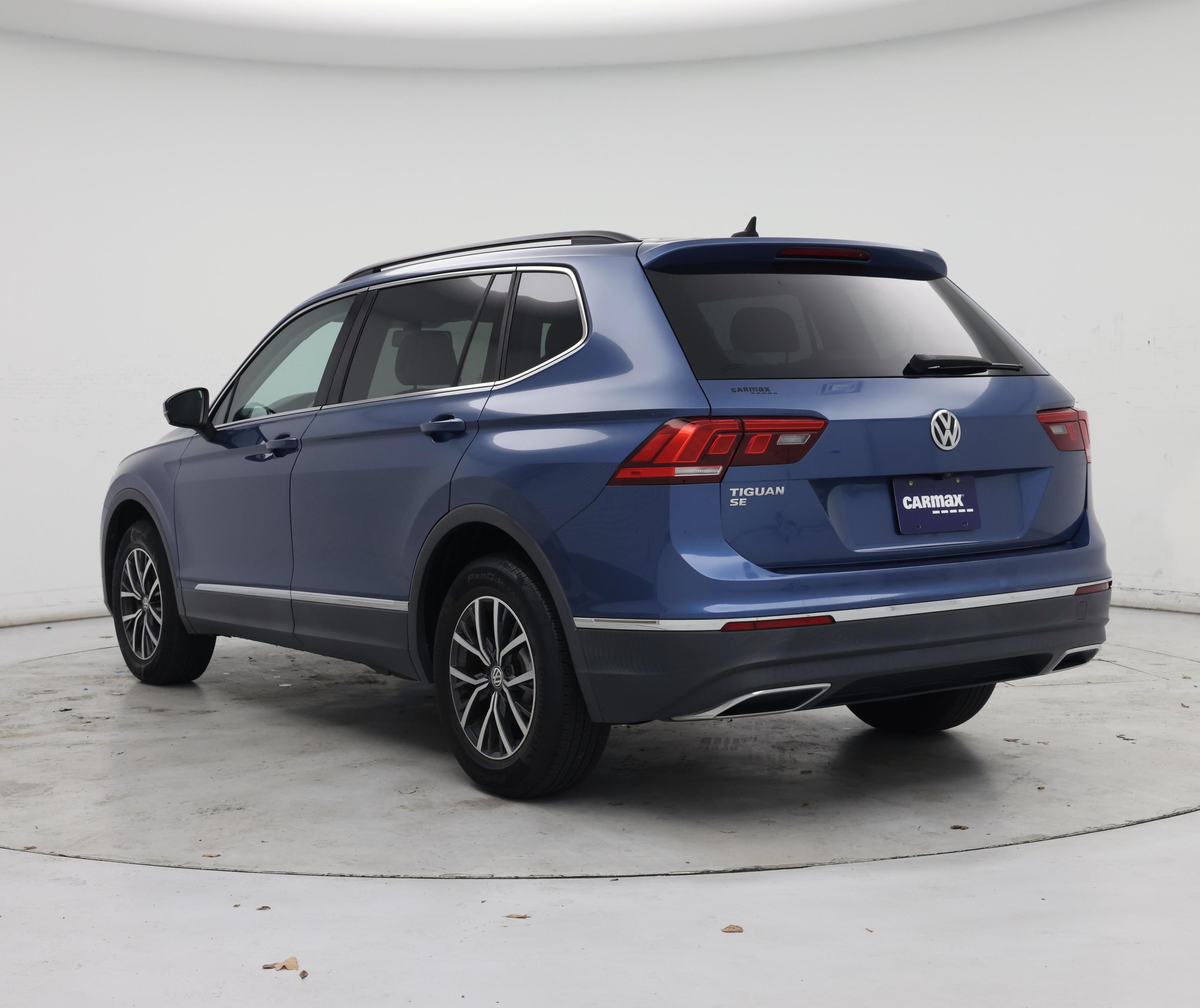 Thumbnail: 2020 Volkswagen Tiguan - 2