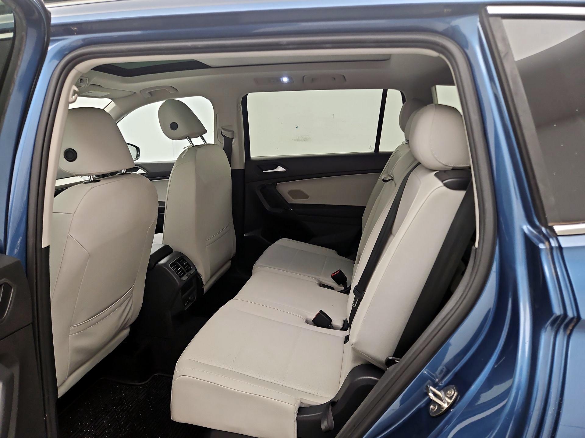 Thumbnail: 2020 Volkswagen Tiguan - 20