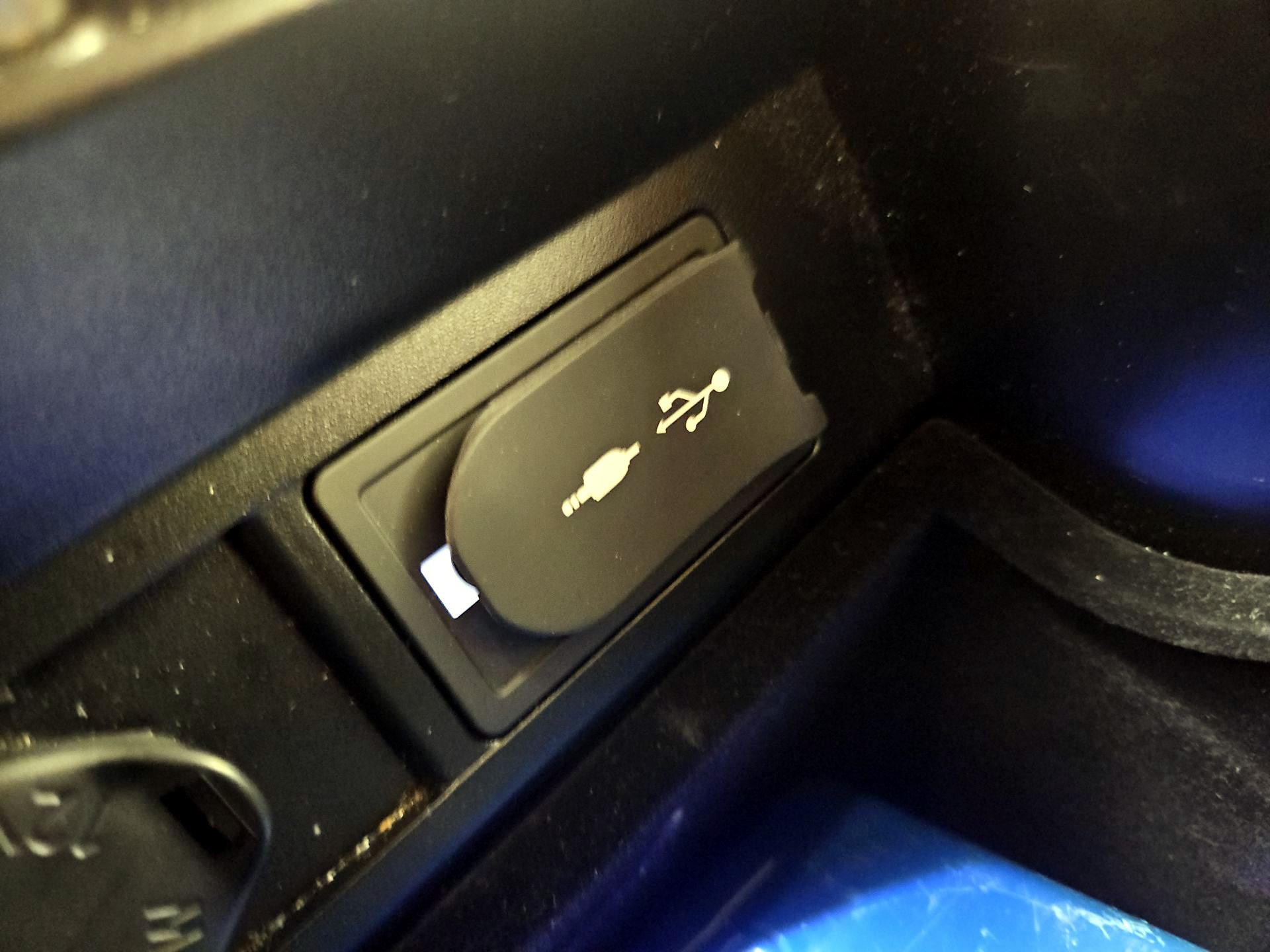 Thumbnail: 2017 Lexus RX - 19