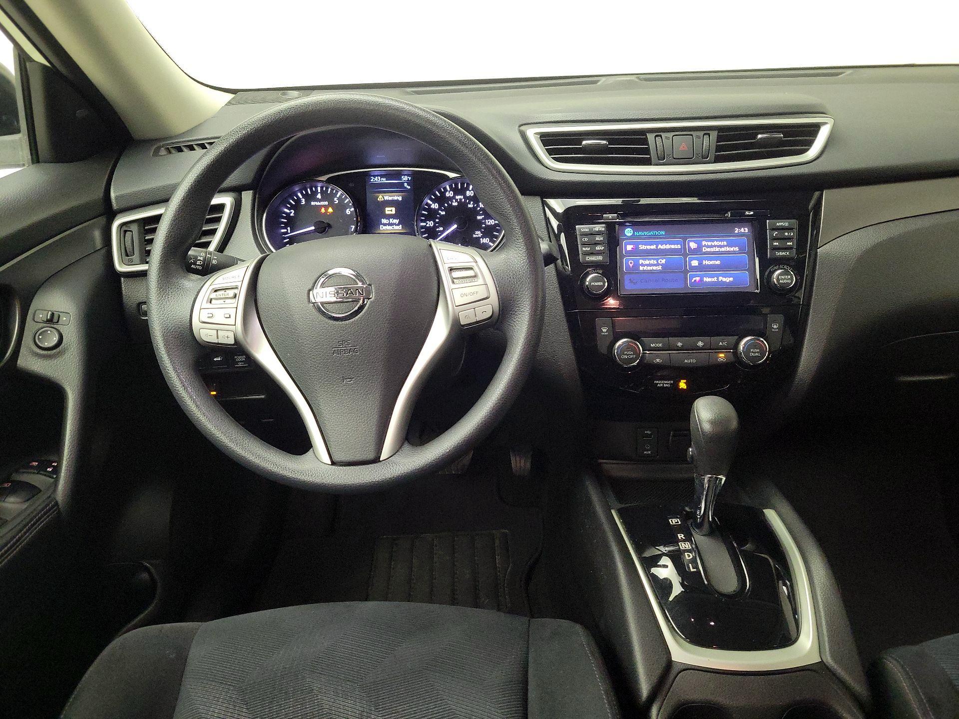 Thumbnail: 2016 Nissan Rogue - 10