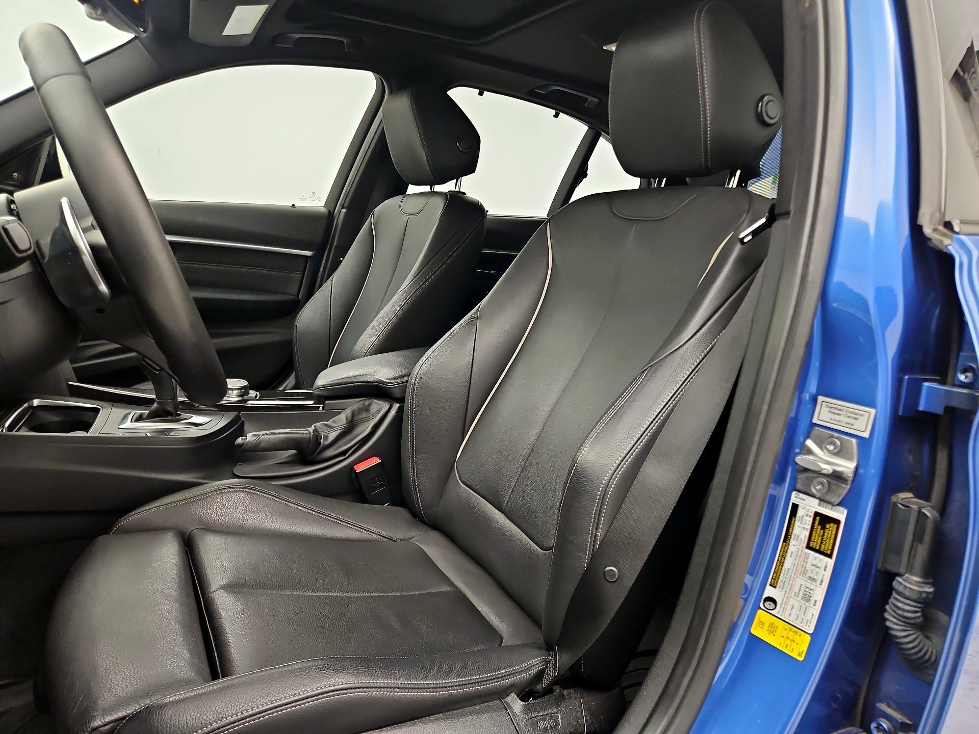 Thumbnail: 2016 BMW 3 Series - 11