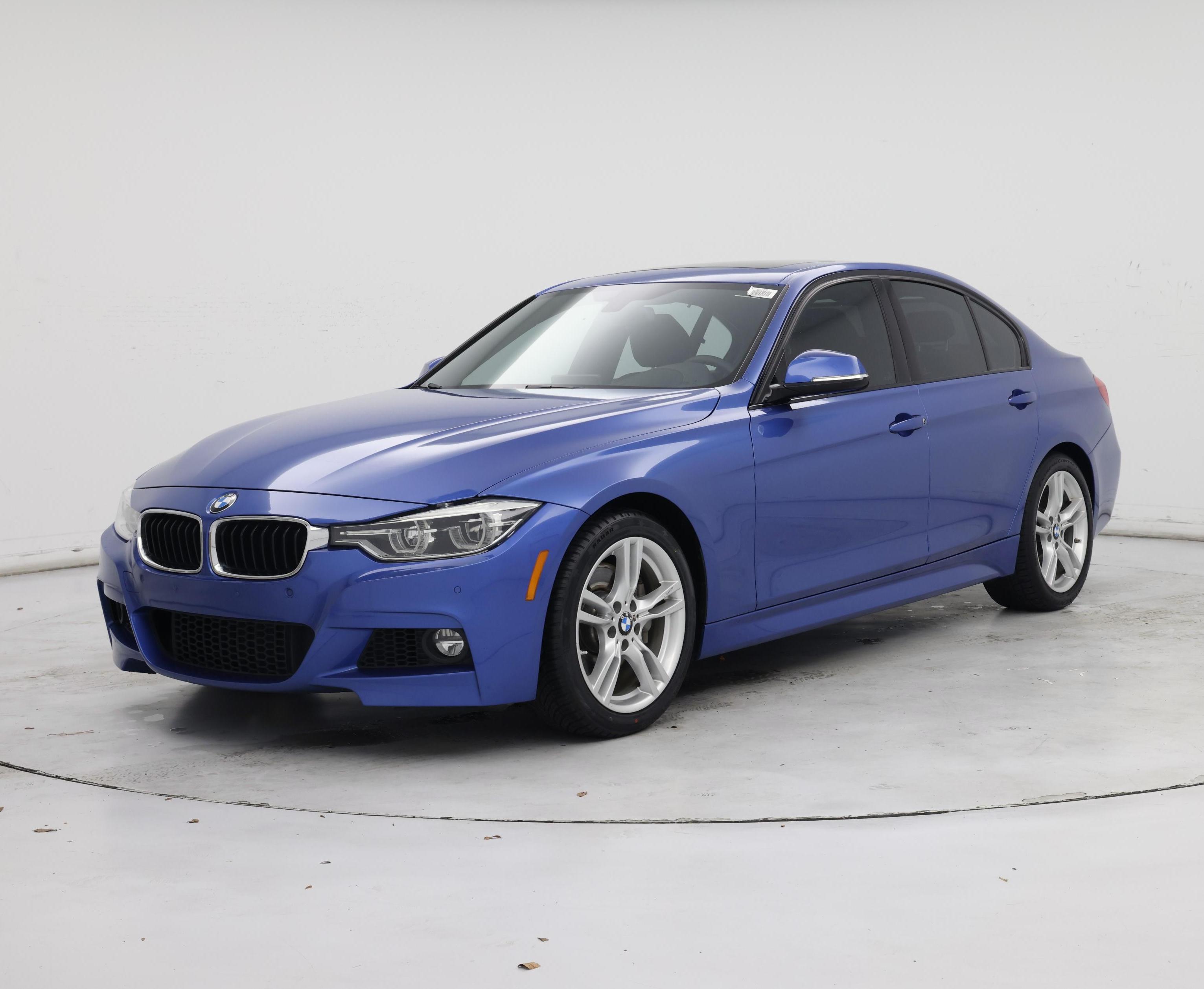 Thumbnail: 2016 BMW 3 Series - 4