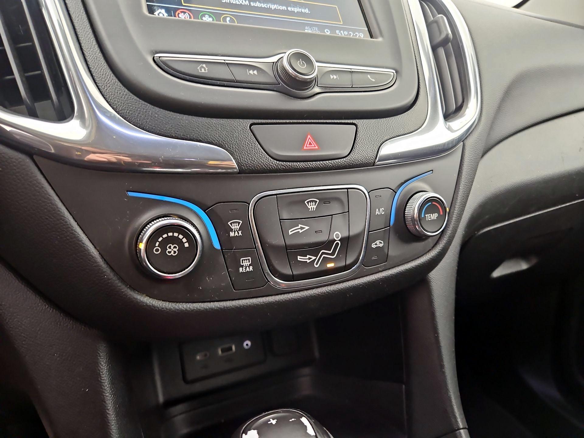 Thumbnail: 2019 Chevrolet Equinox - 16