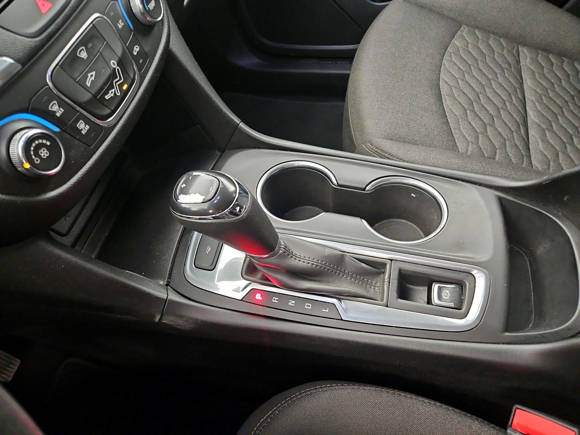 Thumbnail: 2019 Chevrolet Equinox - 17