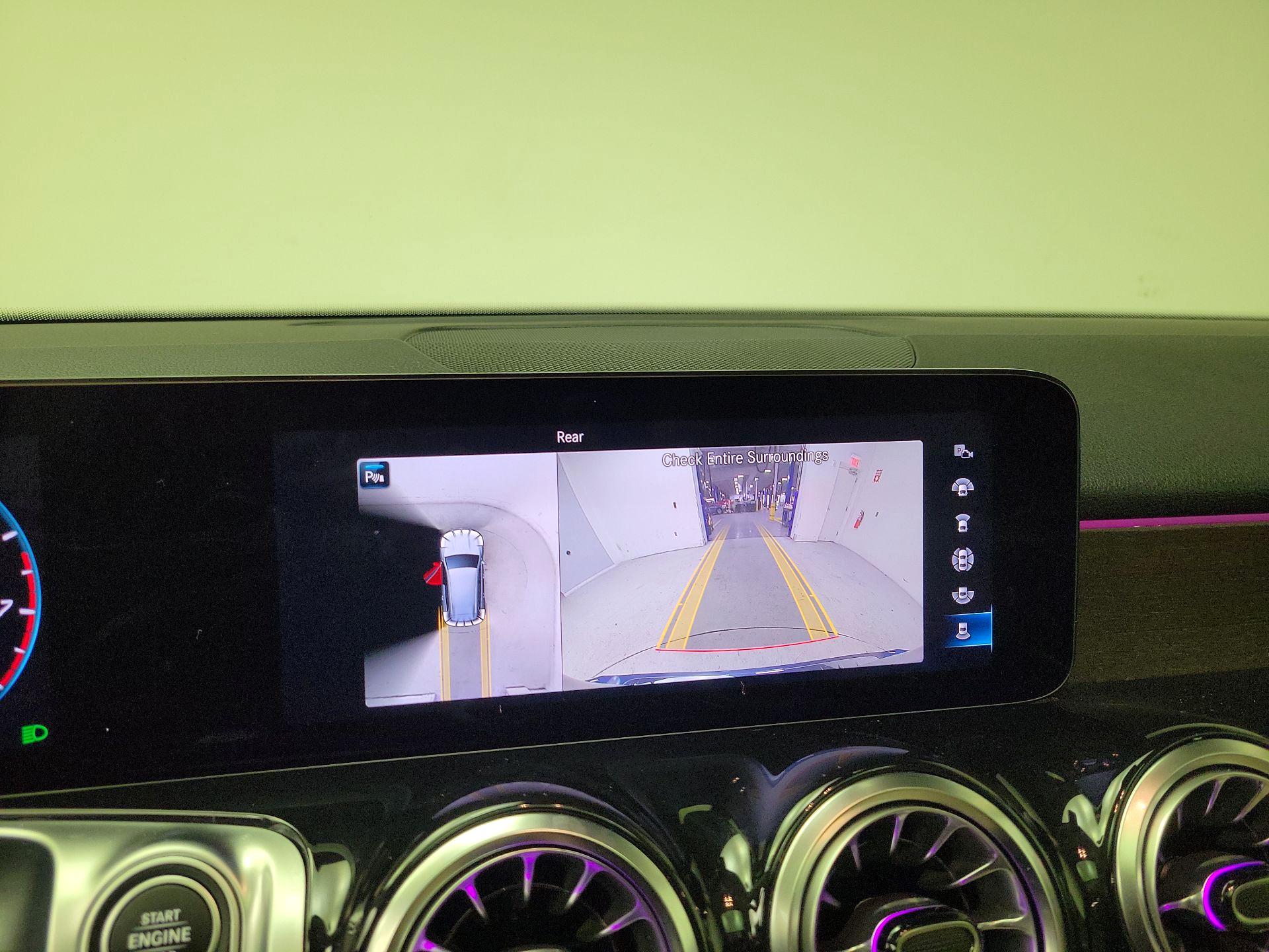 Thumbnail: 2023 Mercedes-Benz GLB - 14