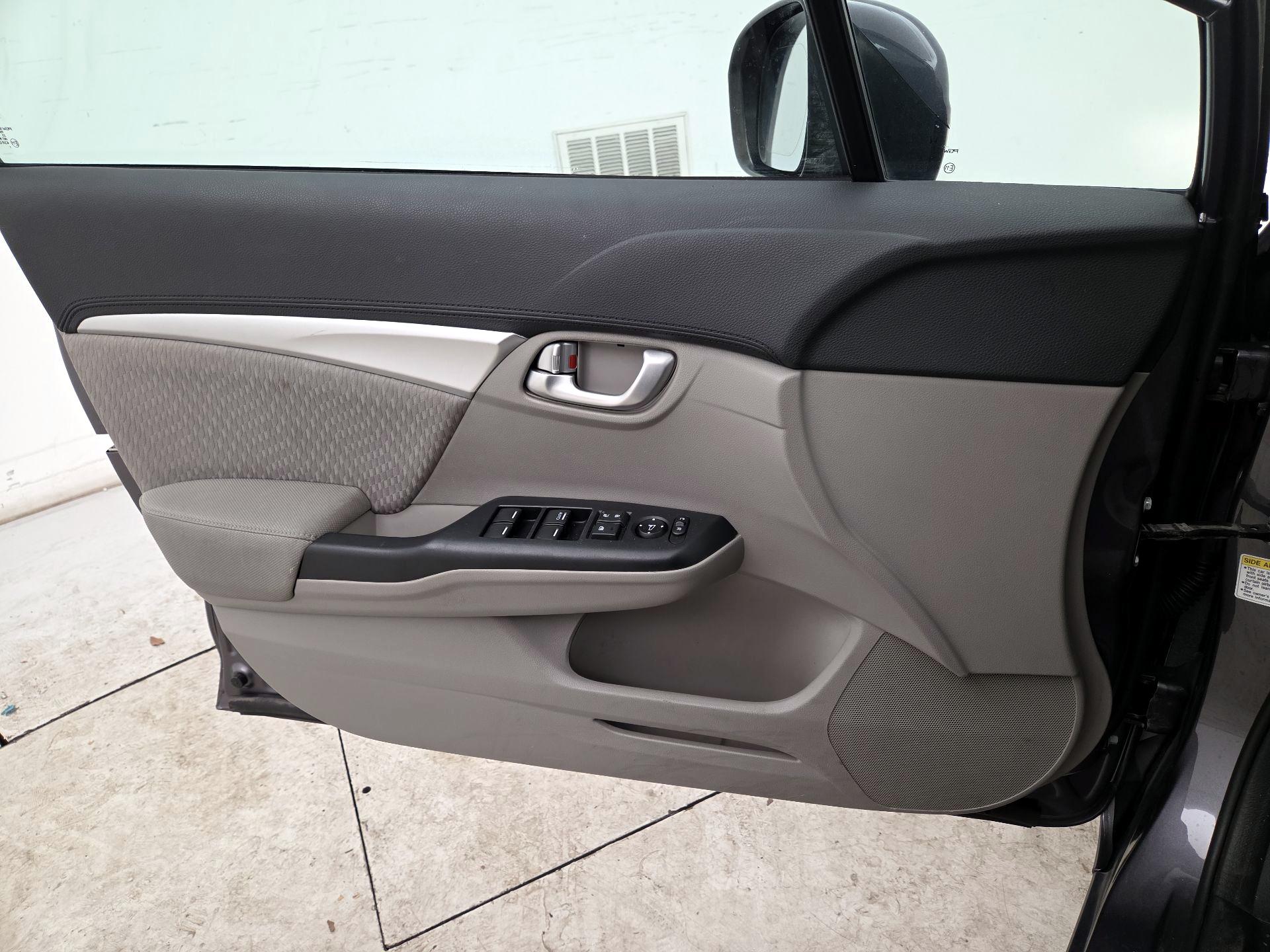 Thumbnail: 2014 Honda Civic - 12