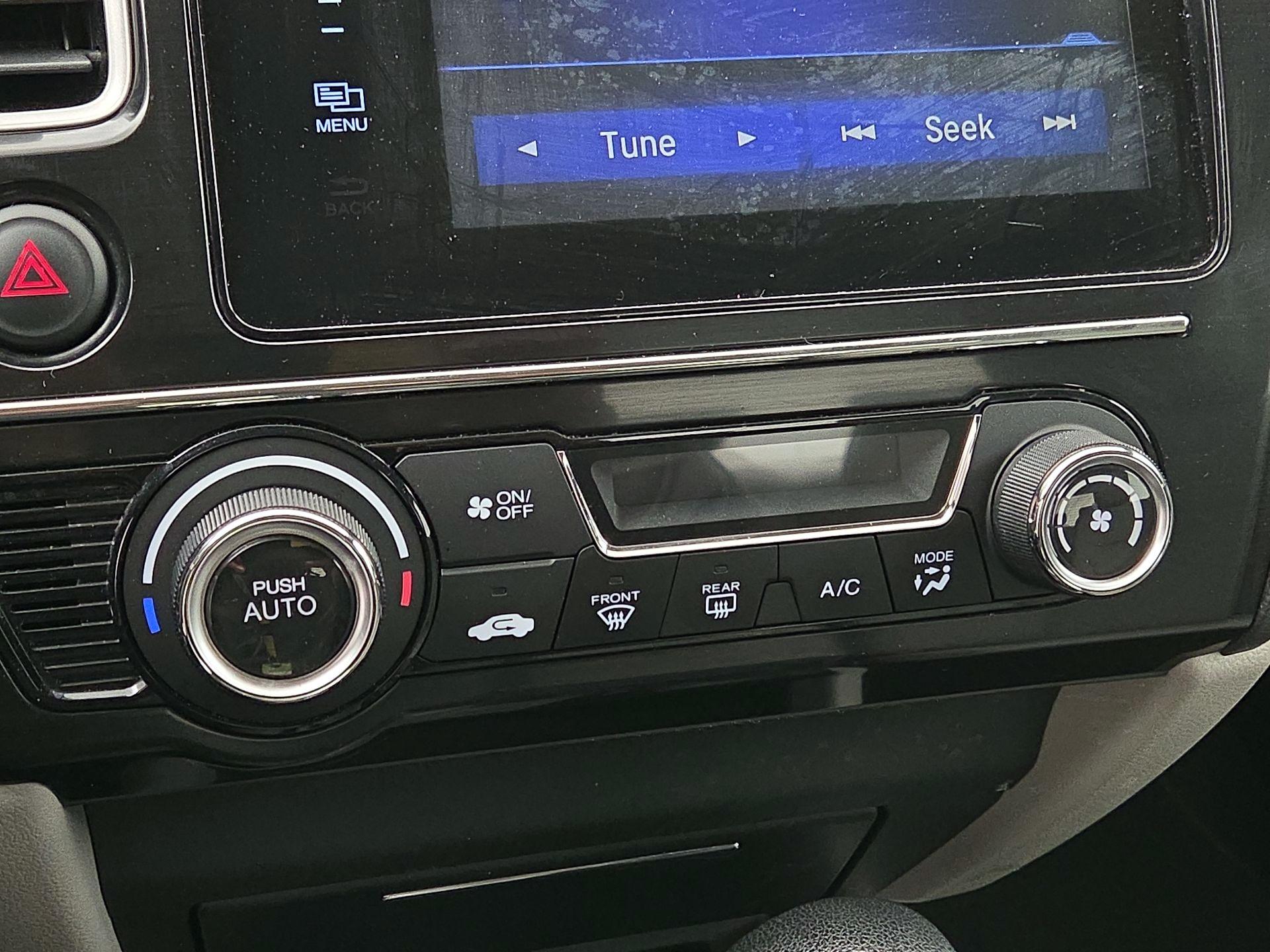 Thumbnail: 2014 Honda Civic - 15