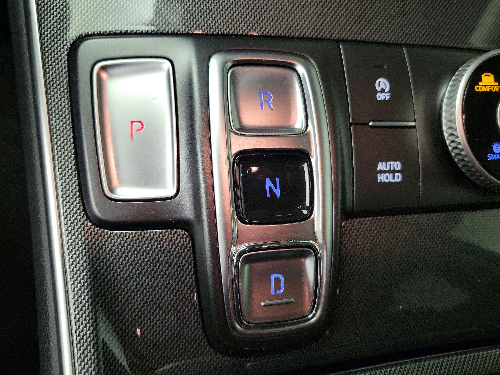 Thumbnail: 2022 Hyundai Santa Fe - 17