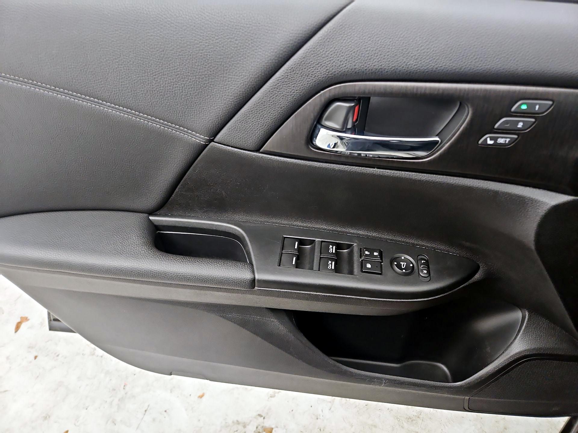 Thumbnail: 2014 Honda Accord - 12