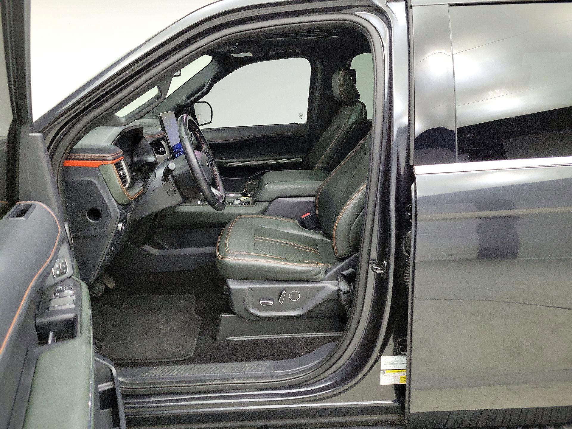 Thumbnail: 2022 Ford Expedition - 11