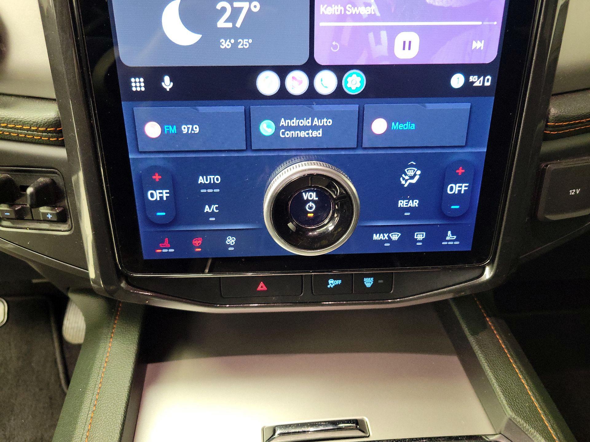 Thumbnail: 2022 Ford Expedition - 17