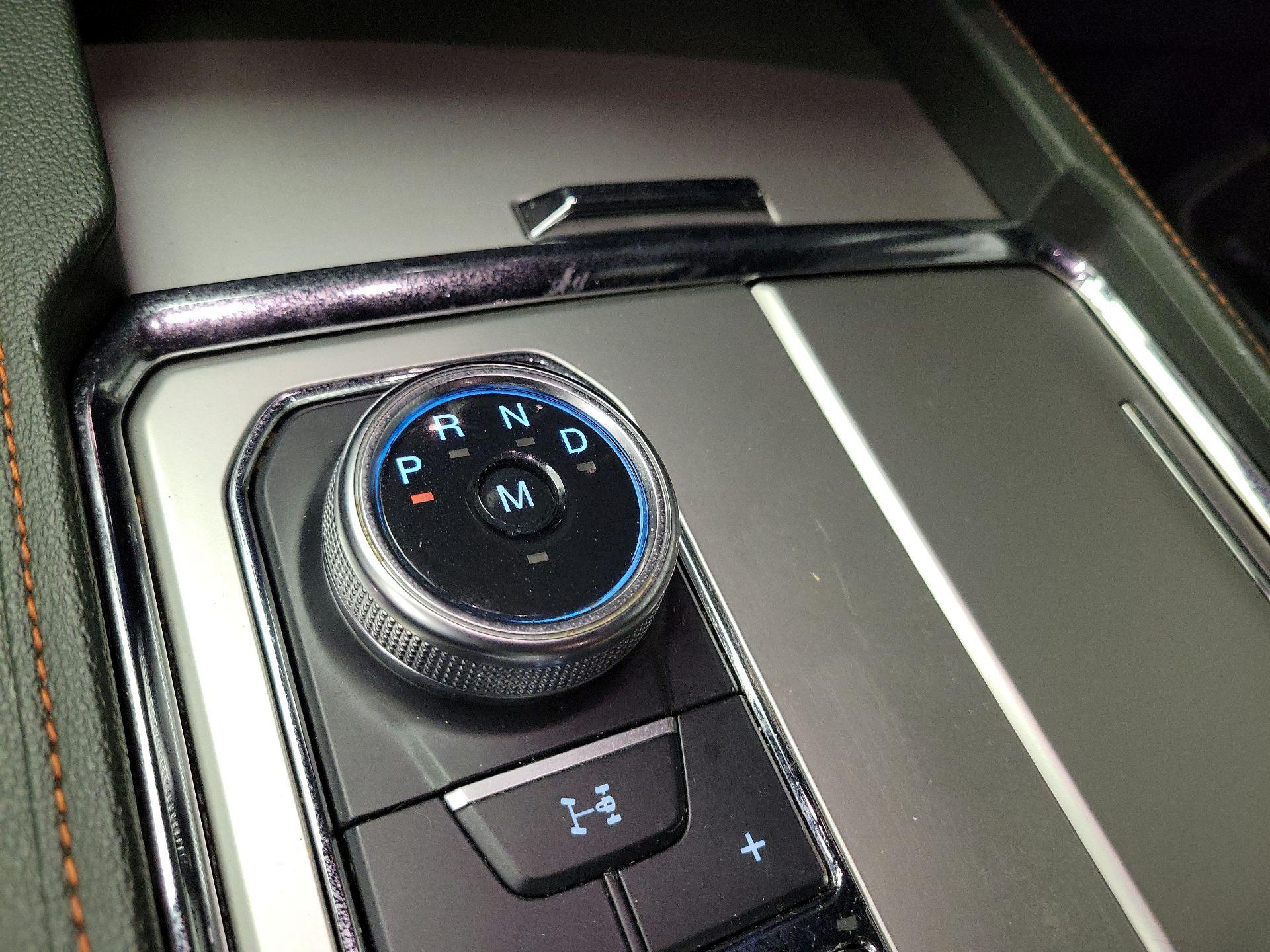 Thumbnail: 2022 Ford Expedition - 18