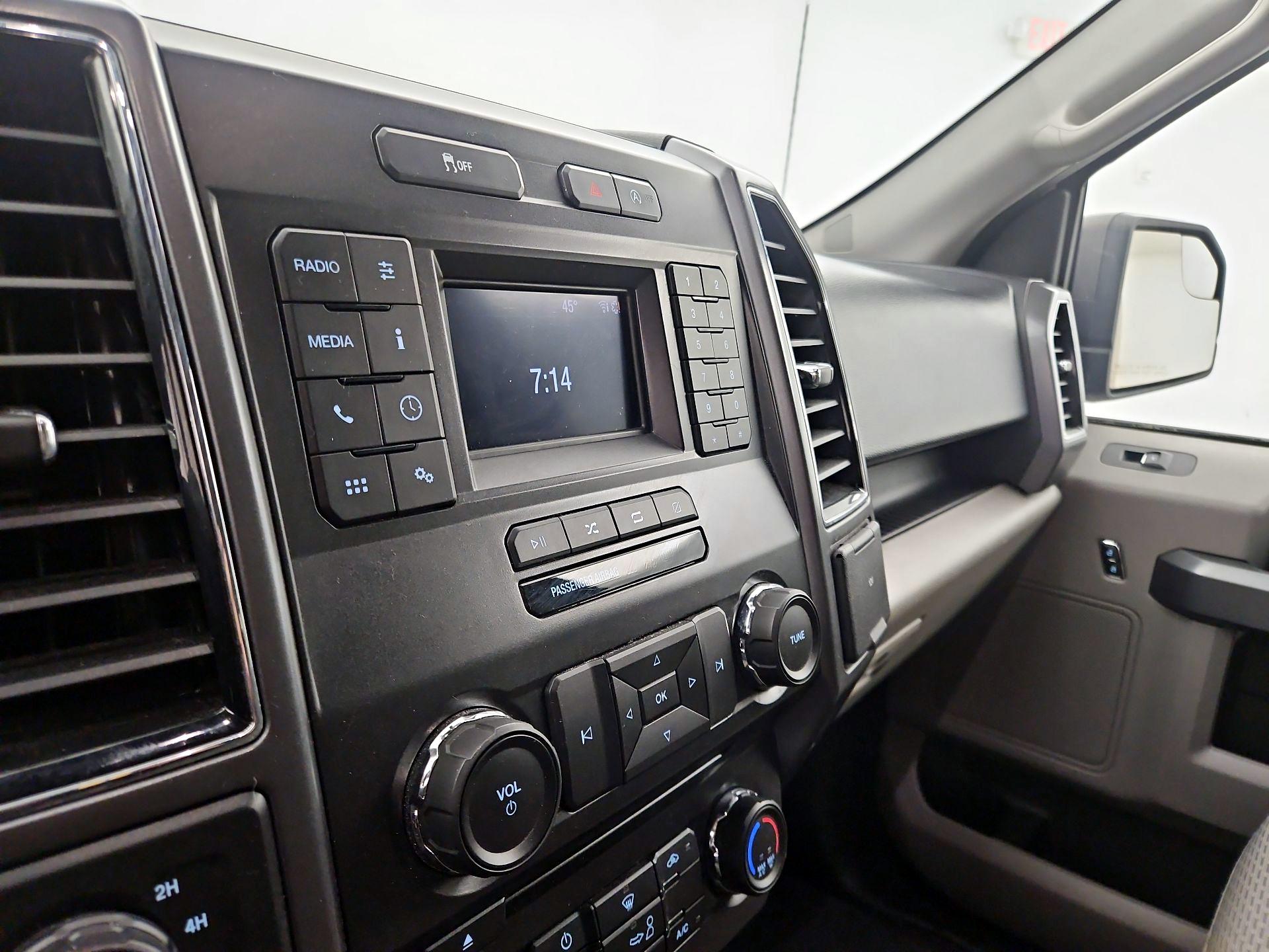 Thumbnail: 2018 Ford F-150 - 15