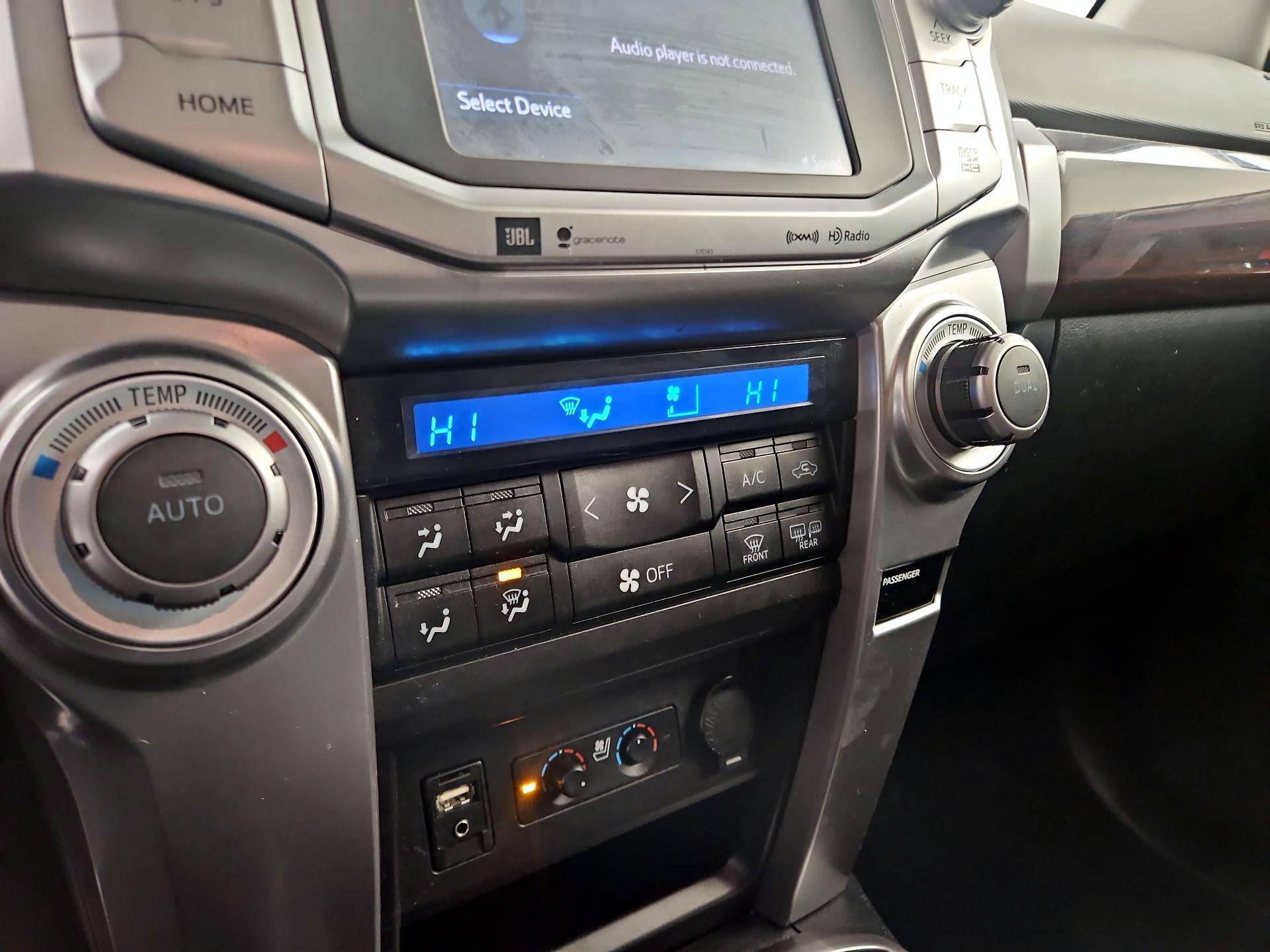 Thumbnail: 2017 Toyota 4Runner - 17