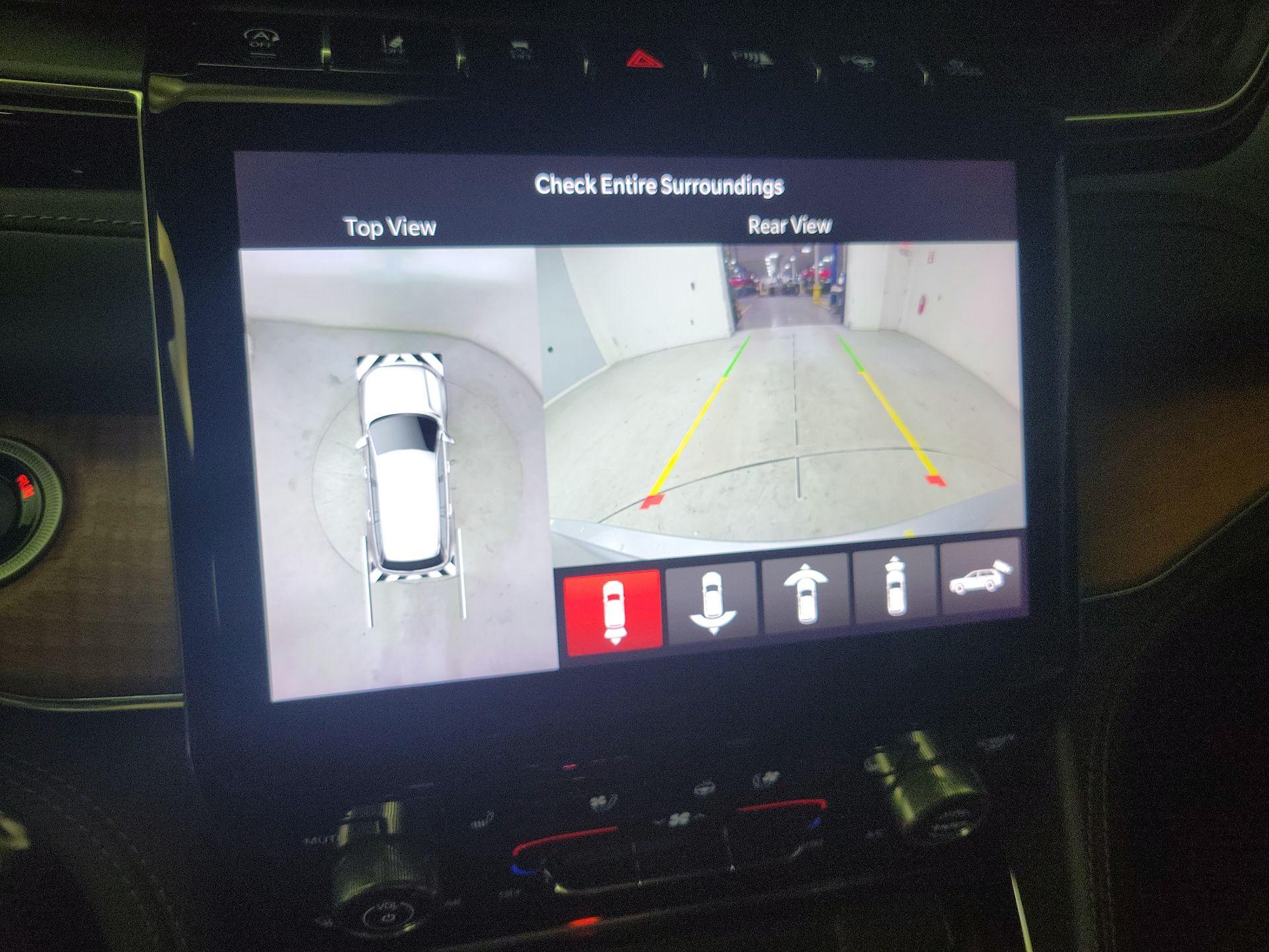 Thumbnail: 2023 Jeep Grand Cherokee - 15