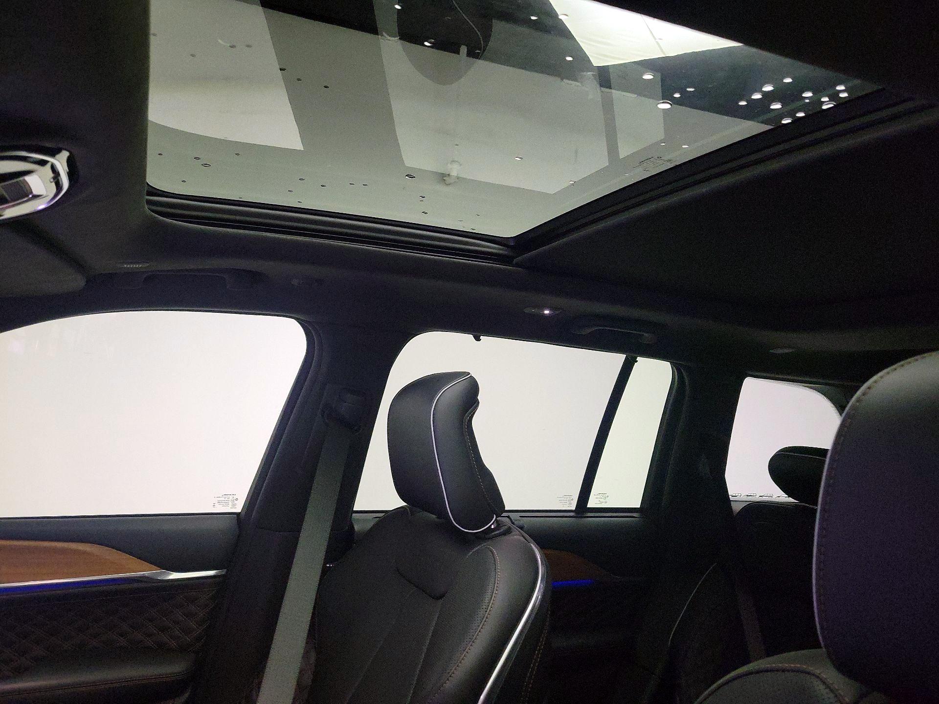 Thumbnail: 2023 Jeep Grand Cherokee - 20