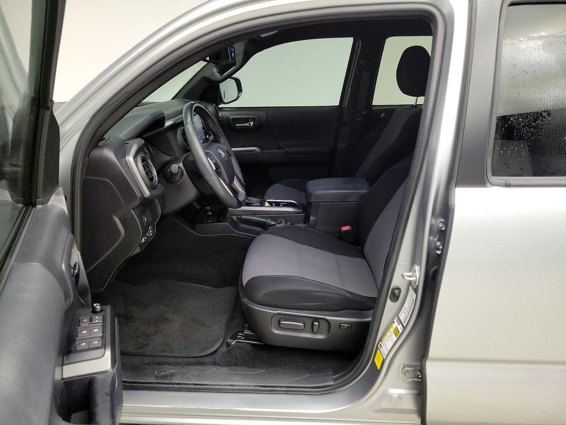 Thumbnail: 2023 Toyota Tacoma - 11