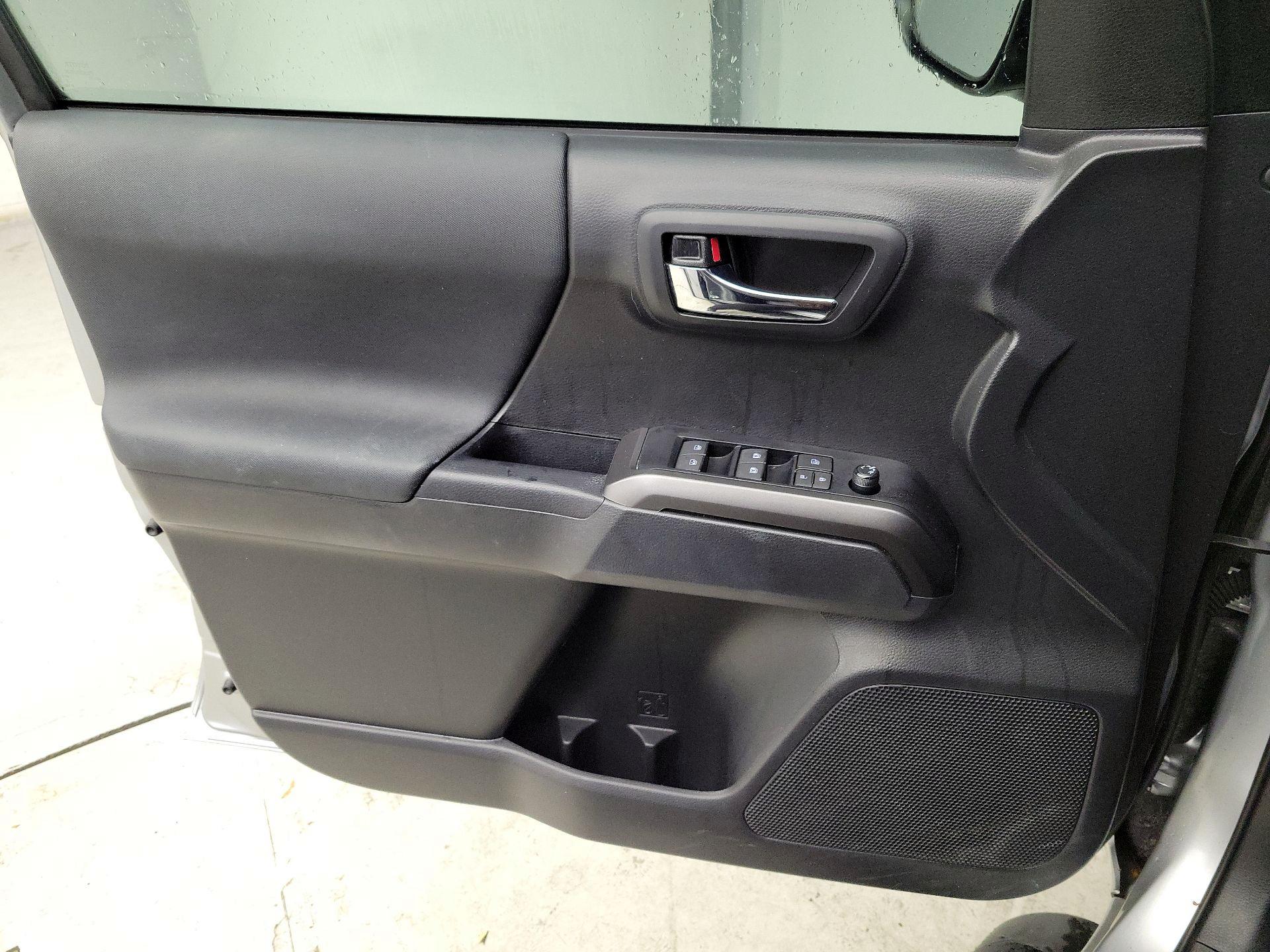 Thumbnail: 2023 Toyota Tacoma - 12