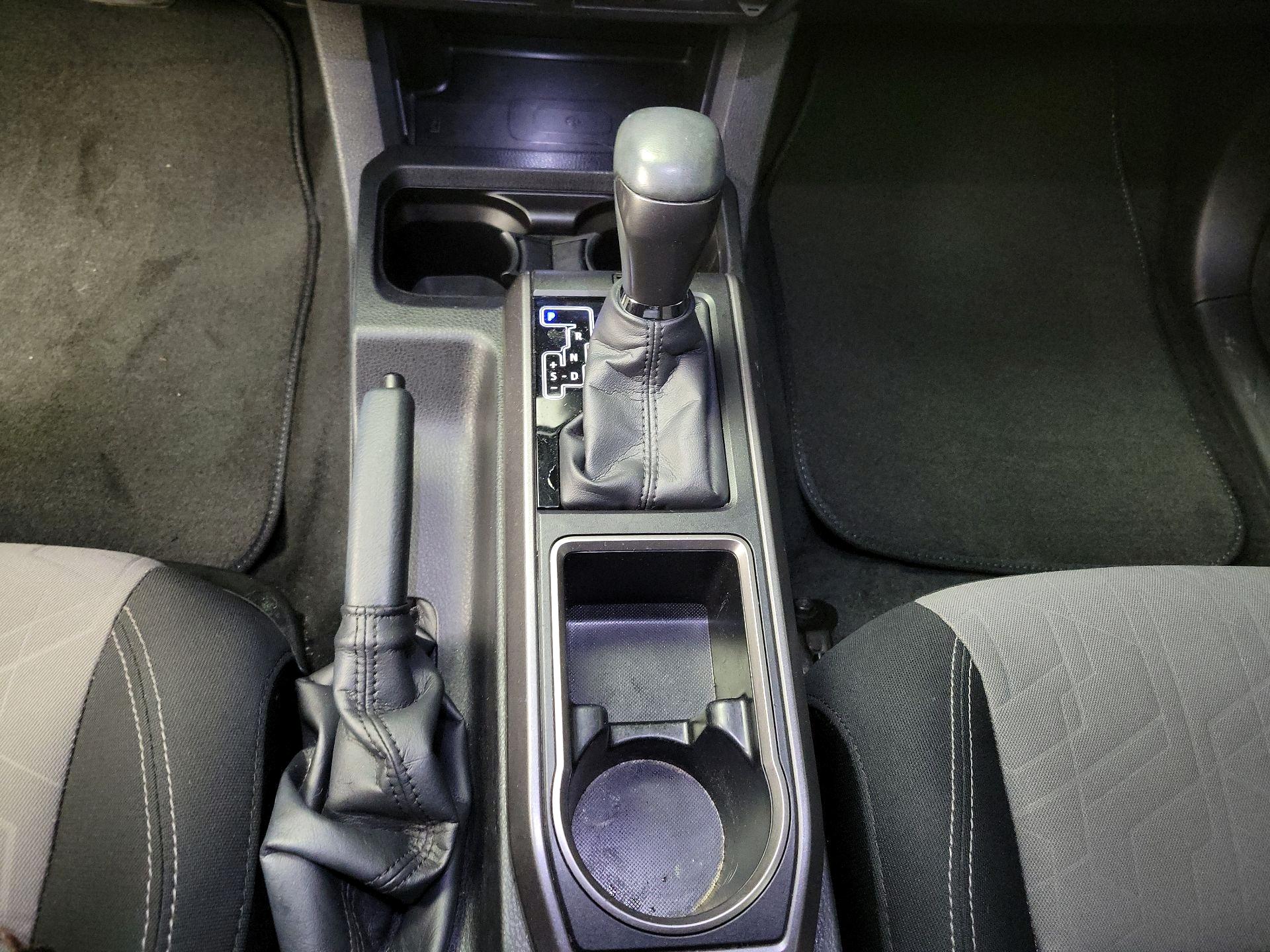 Thumbnail: 2023 Toyota Tacoma - 17