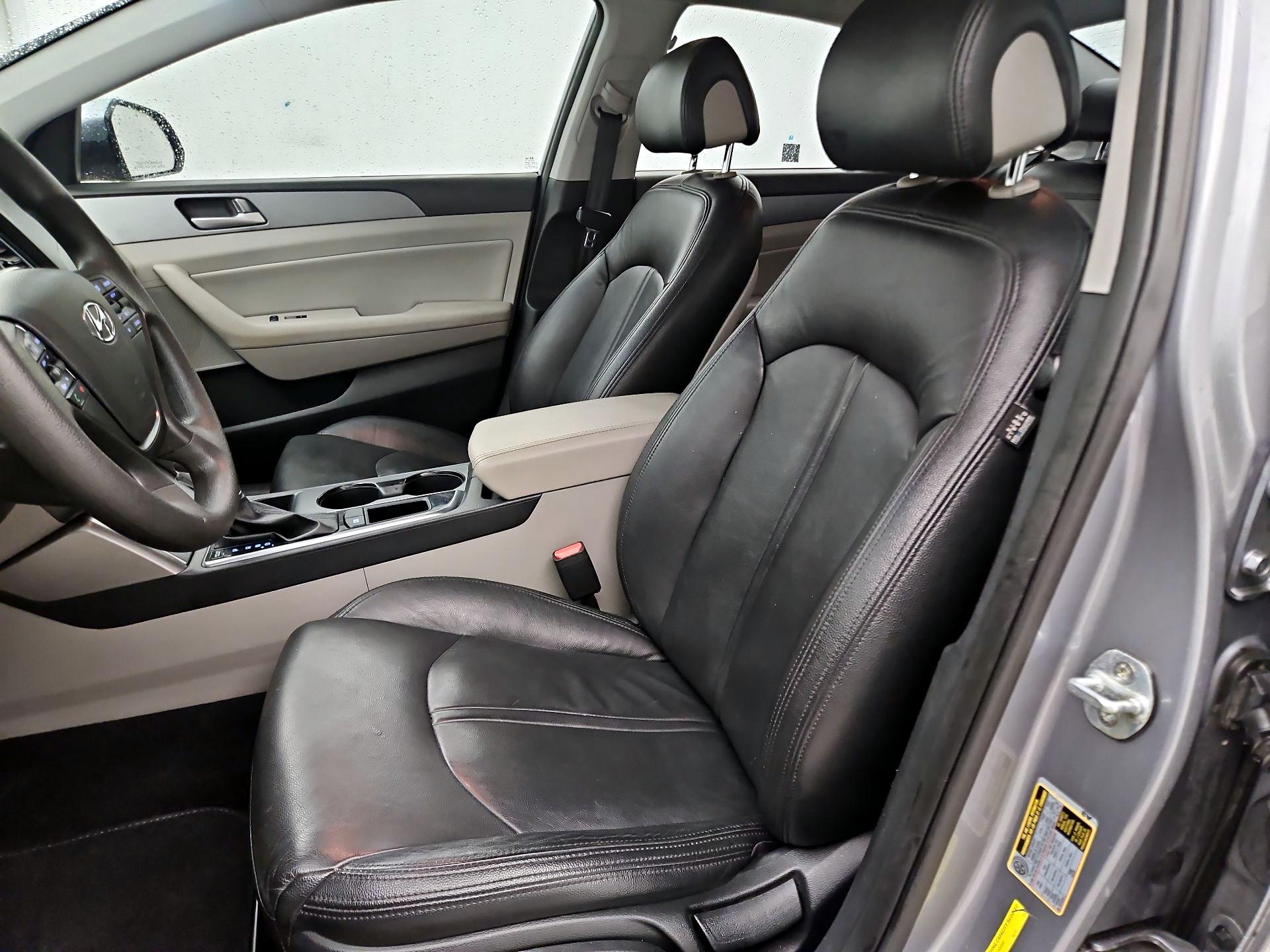 Thumbnail: 2016 Hyundai Sonata - 11