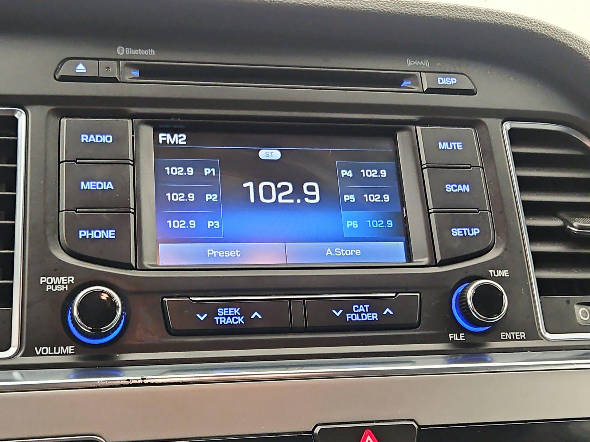 Thumbnail: 2016 Hyundai Sonata - 15