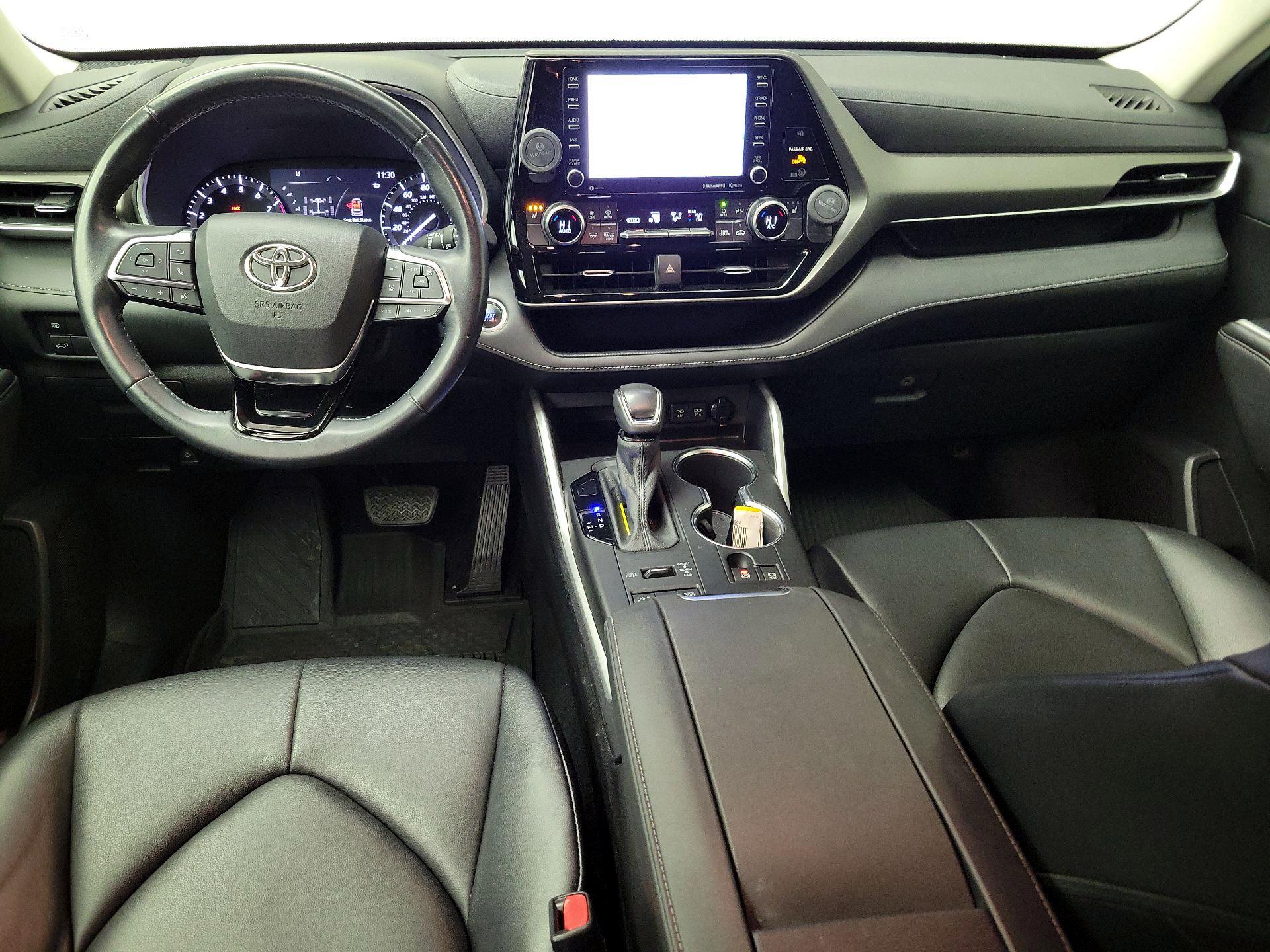 Thumbnail: 2021 Toyota Highlander - 9