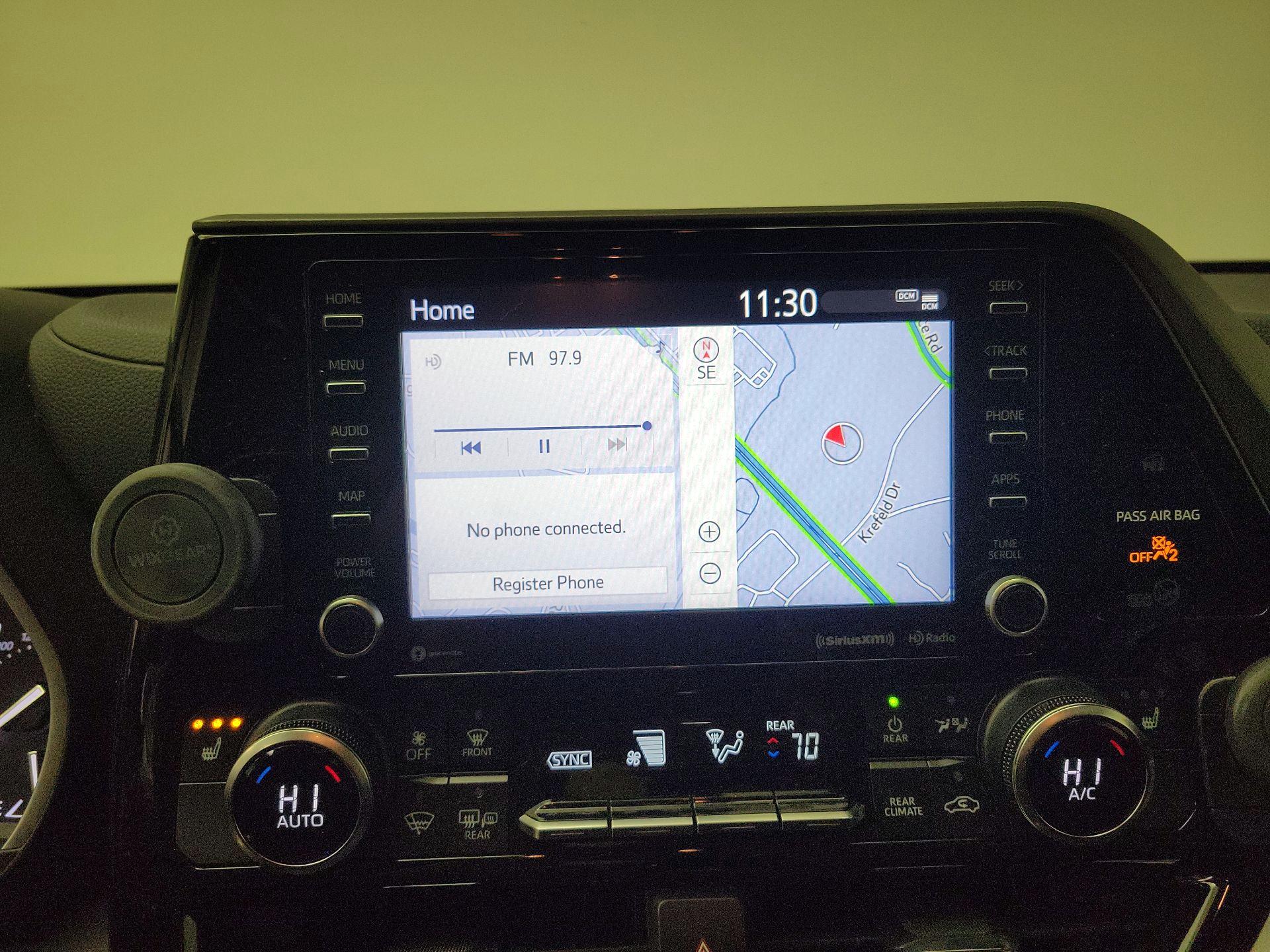 Thumbnail: 2021 Toyota Highlander - 16