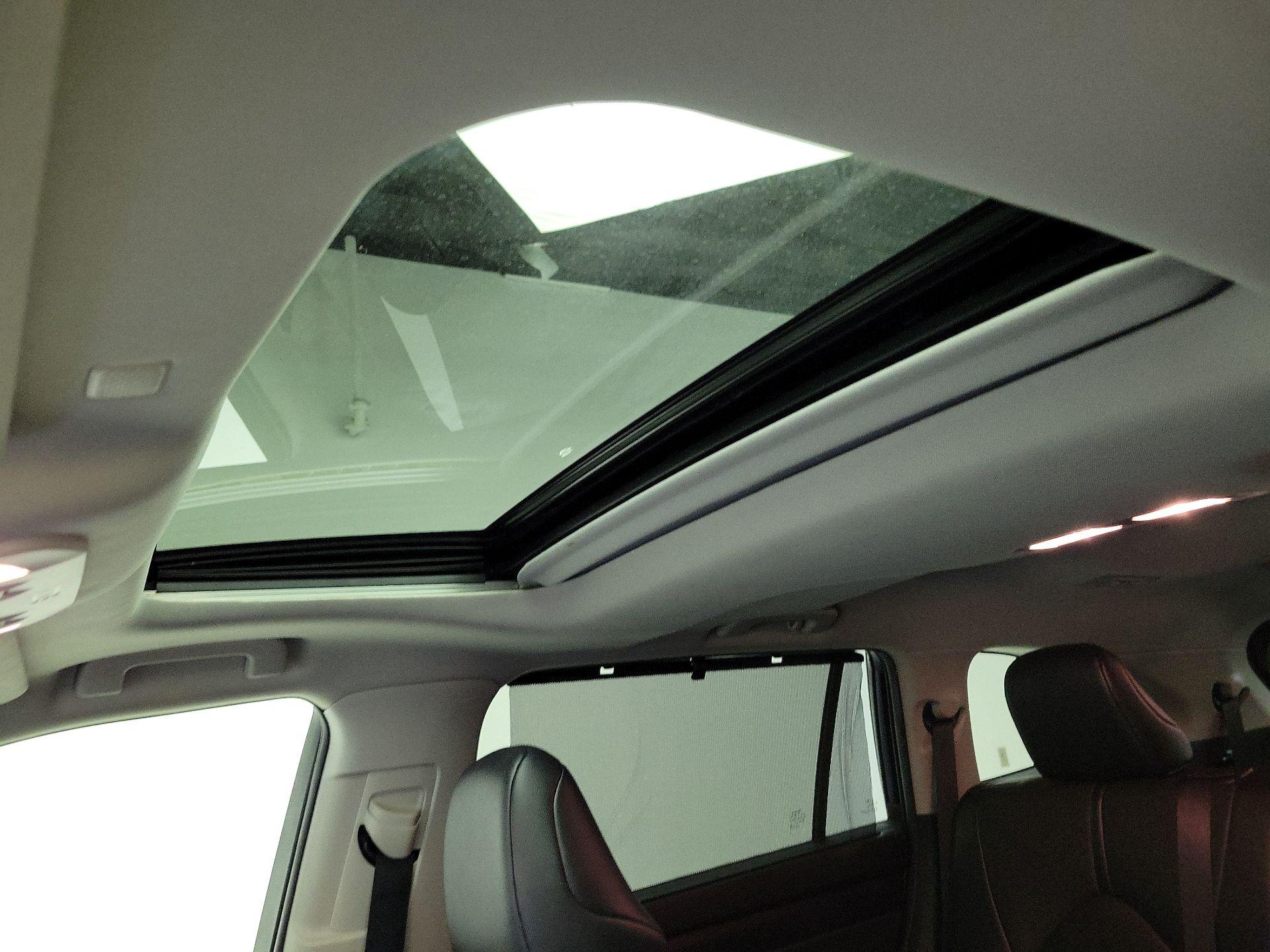 Thumbnail: 2021 Toyota Highlander - 20