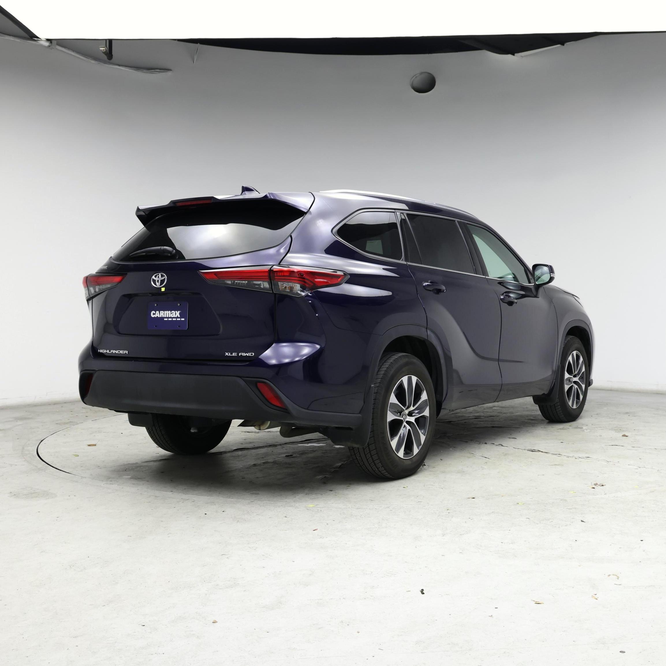 Thumbnail: 2021 Toyota Highlander - 8