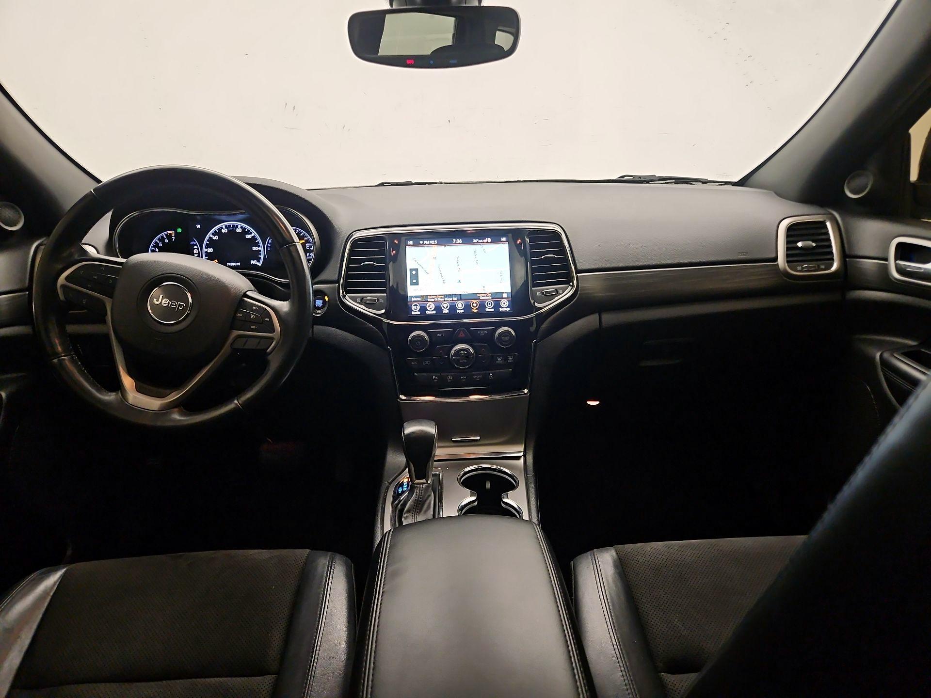 Thumbnail: 2020 Jeep Grand Cherokee - 9