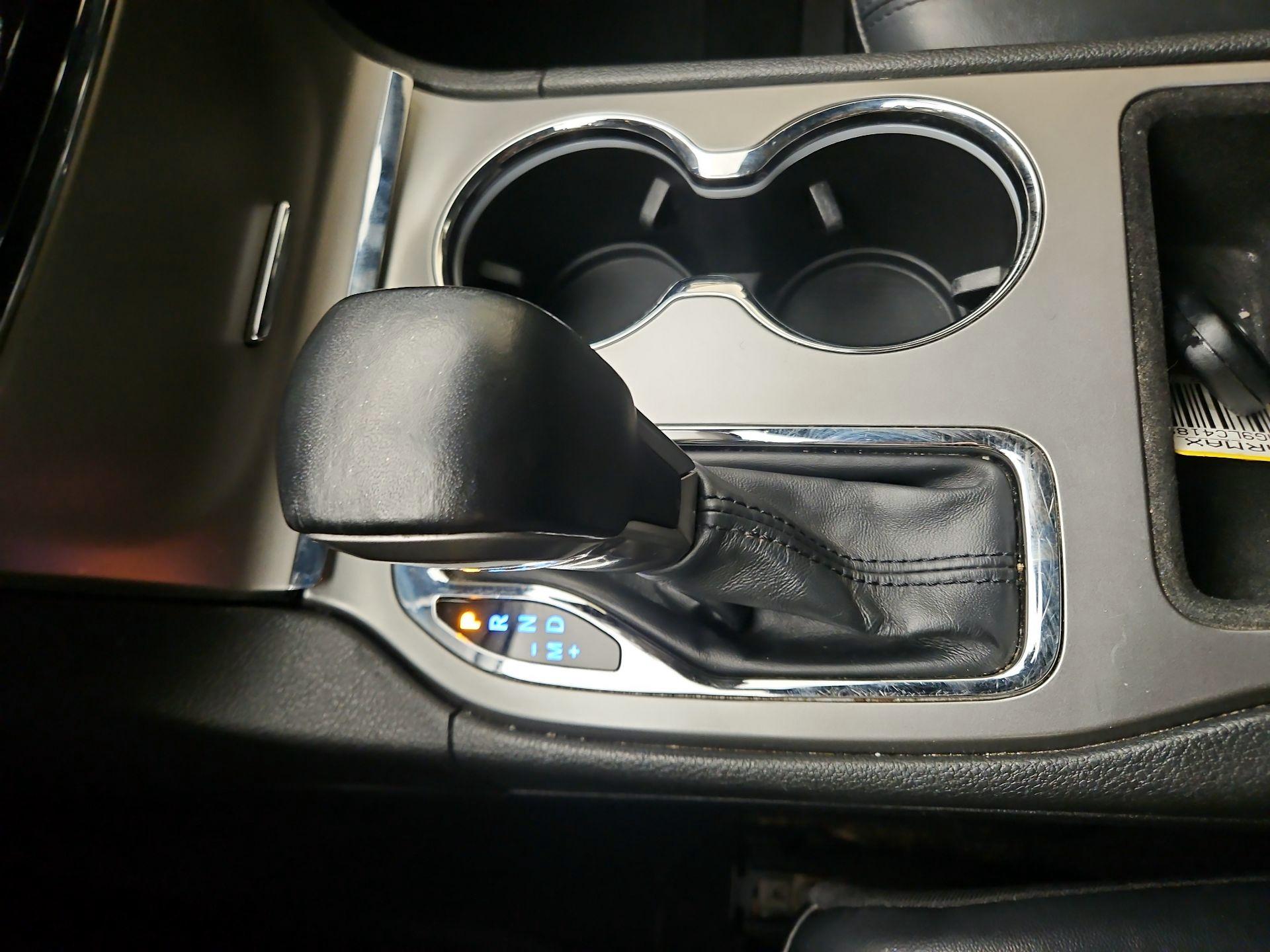 Thumbnail: 2020 Jeep Grand Cherokee - 18