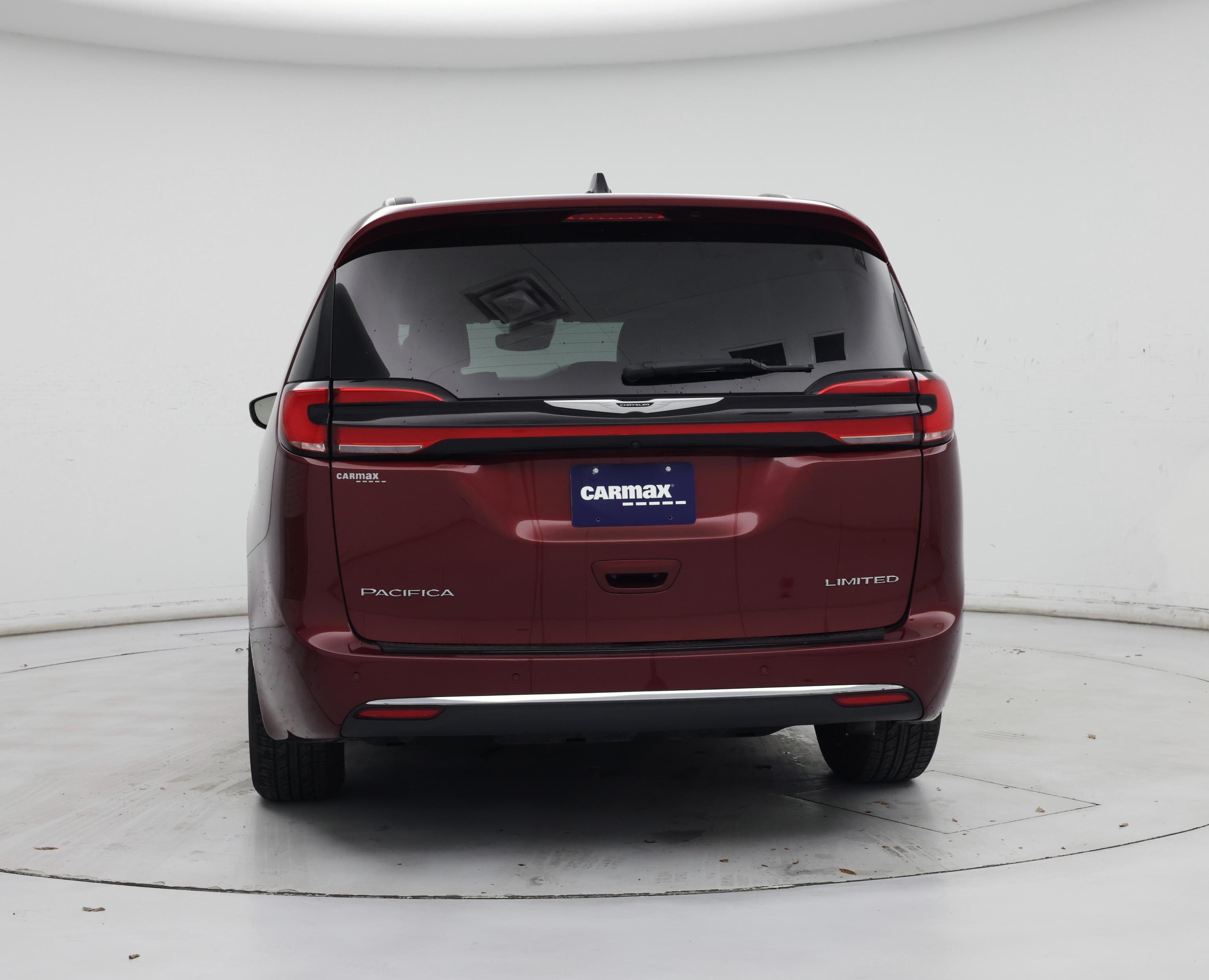 Thumbnail: 2023 Chrysler Pacifica - 4