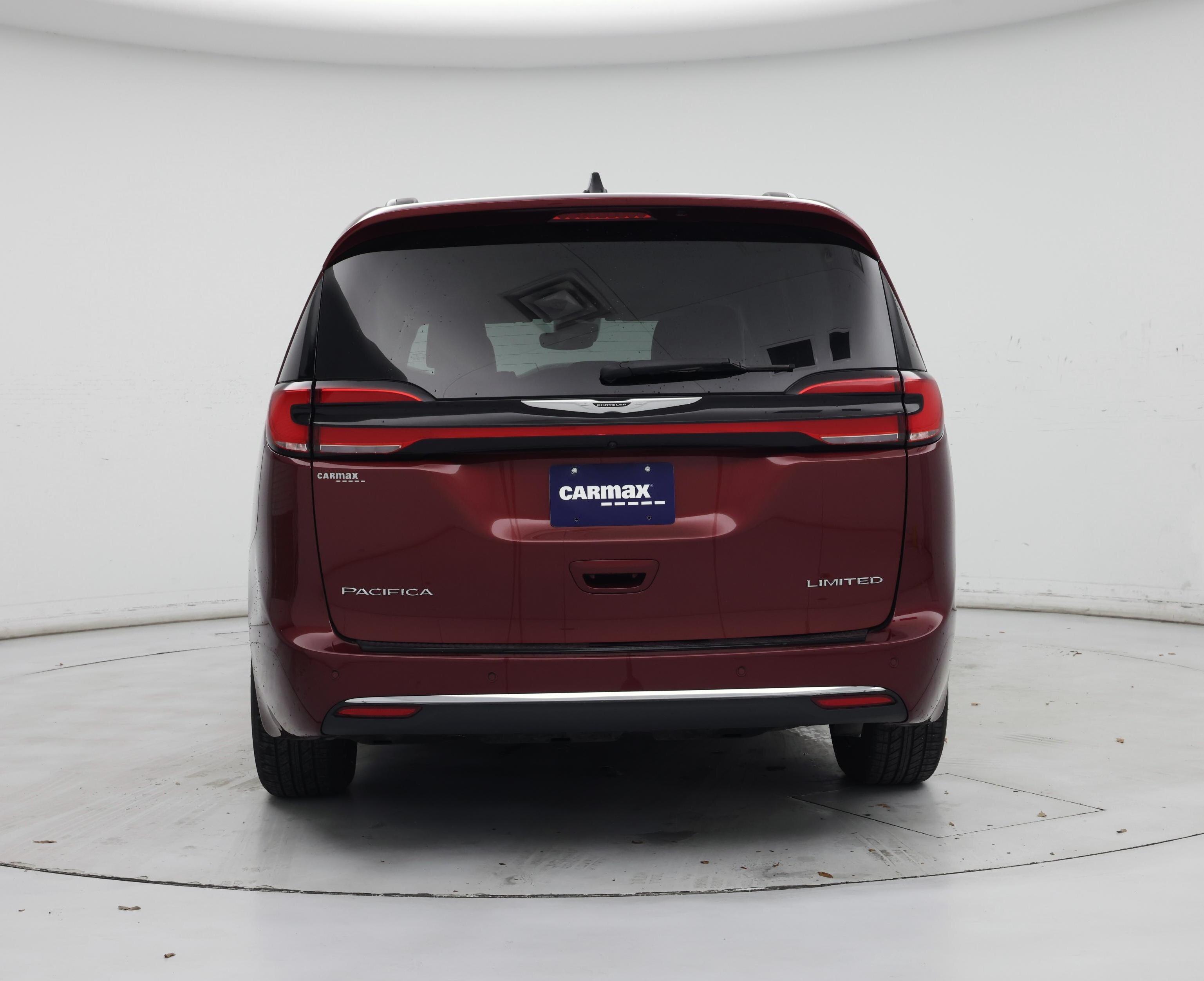 Thumbnail: 2023 Chrysler Pacifica - 8