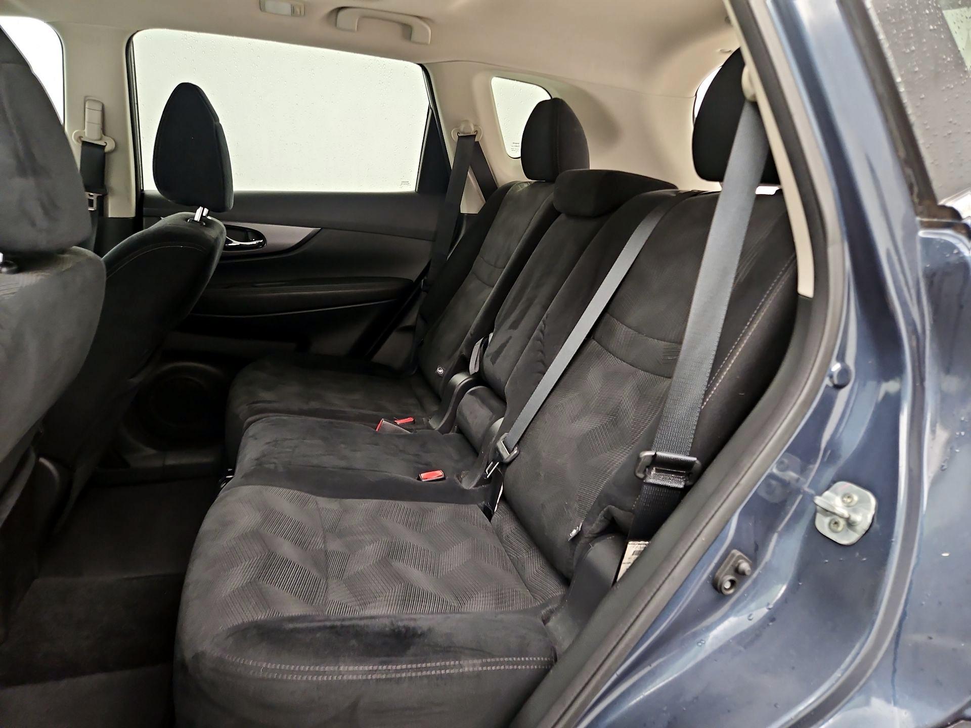 Thumbnail: 2016 Nissan Rogue - 20