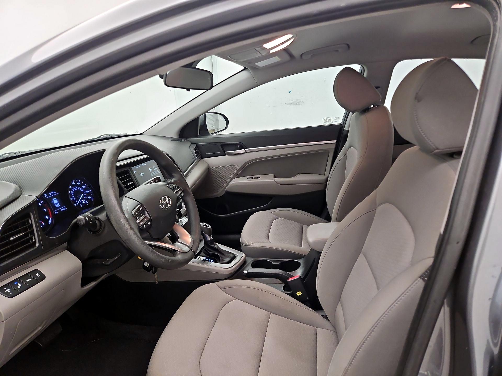 Thumbnail: 2019 Hyundai Elantra - 11