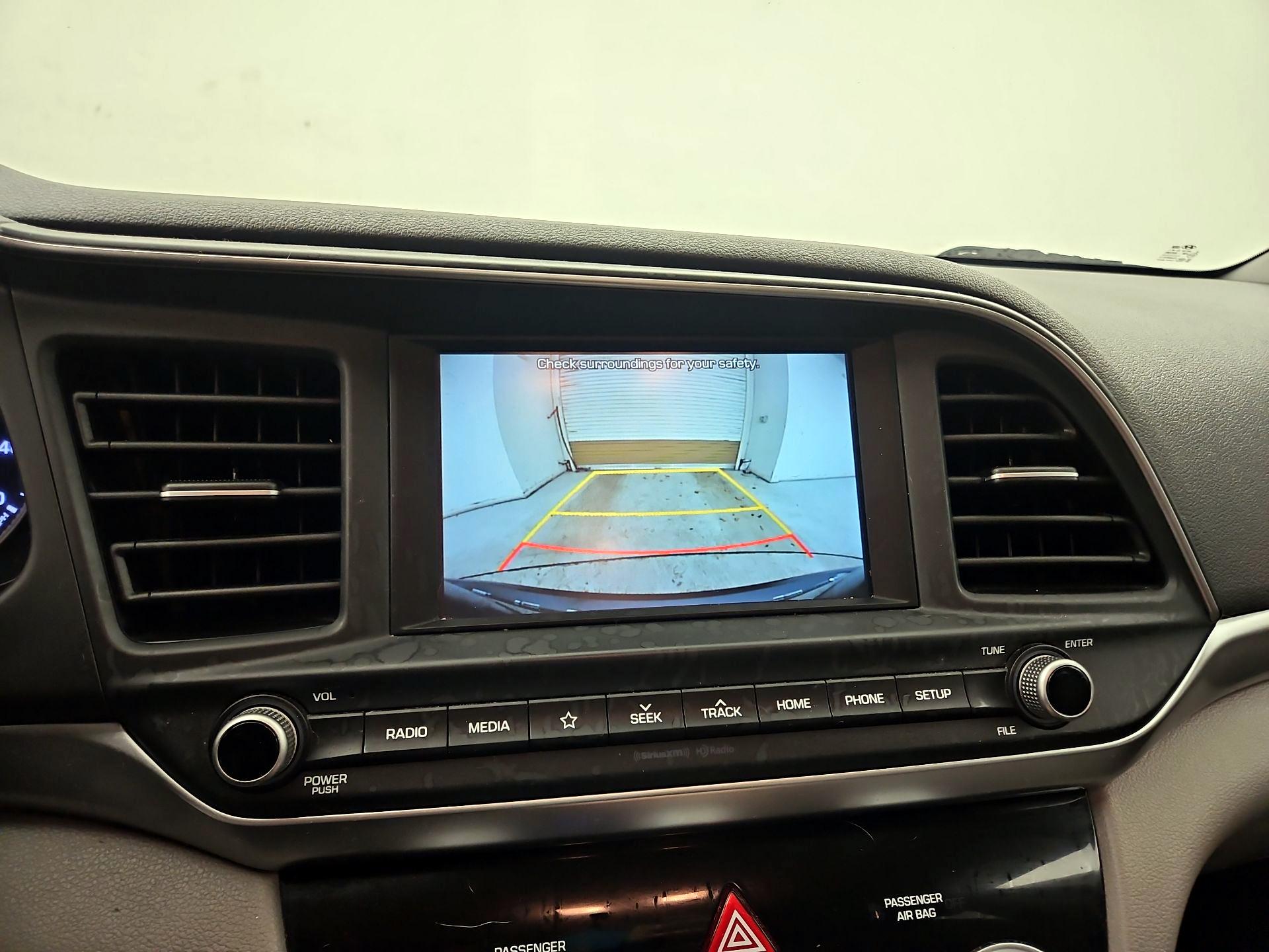 Thumbnail: 2019 Hyundai Elantra - 14