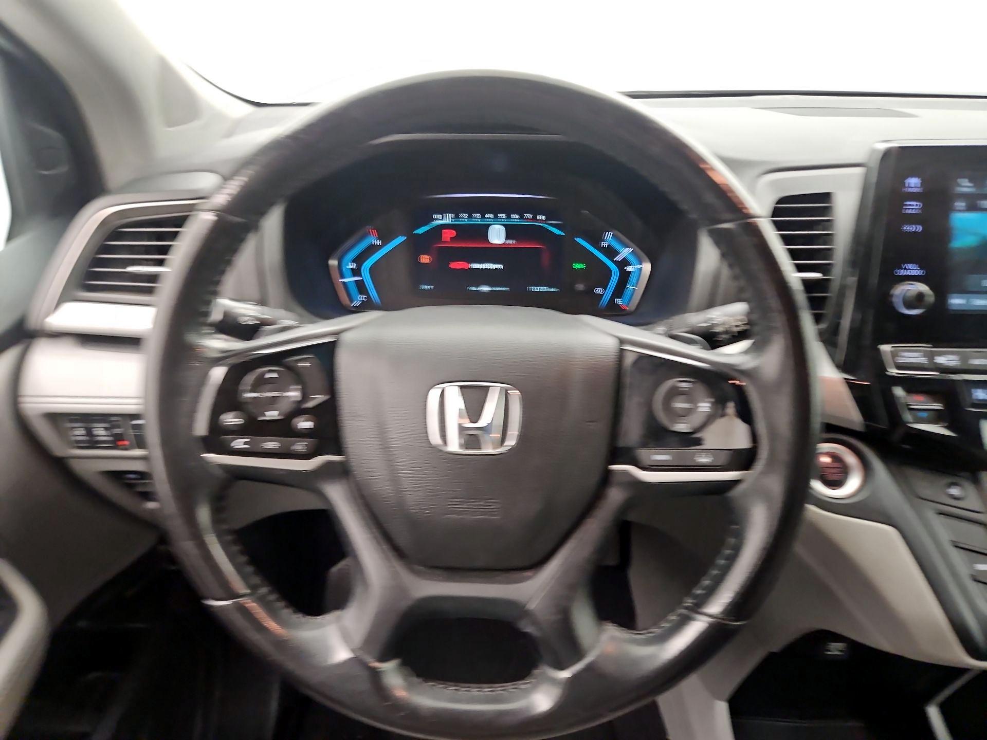 Thumbnail: 2018 Honda Odyssey - 10