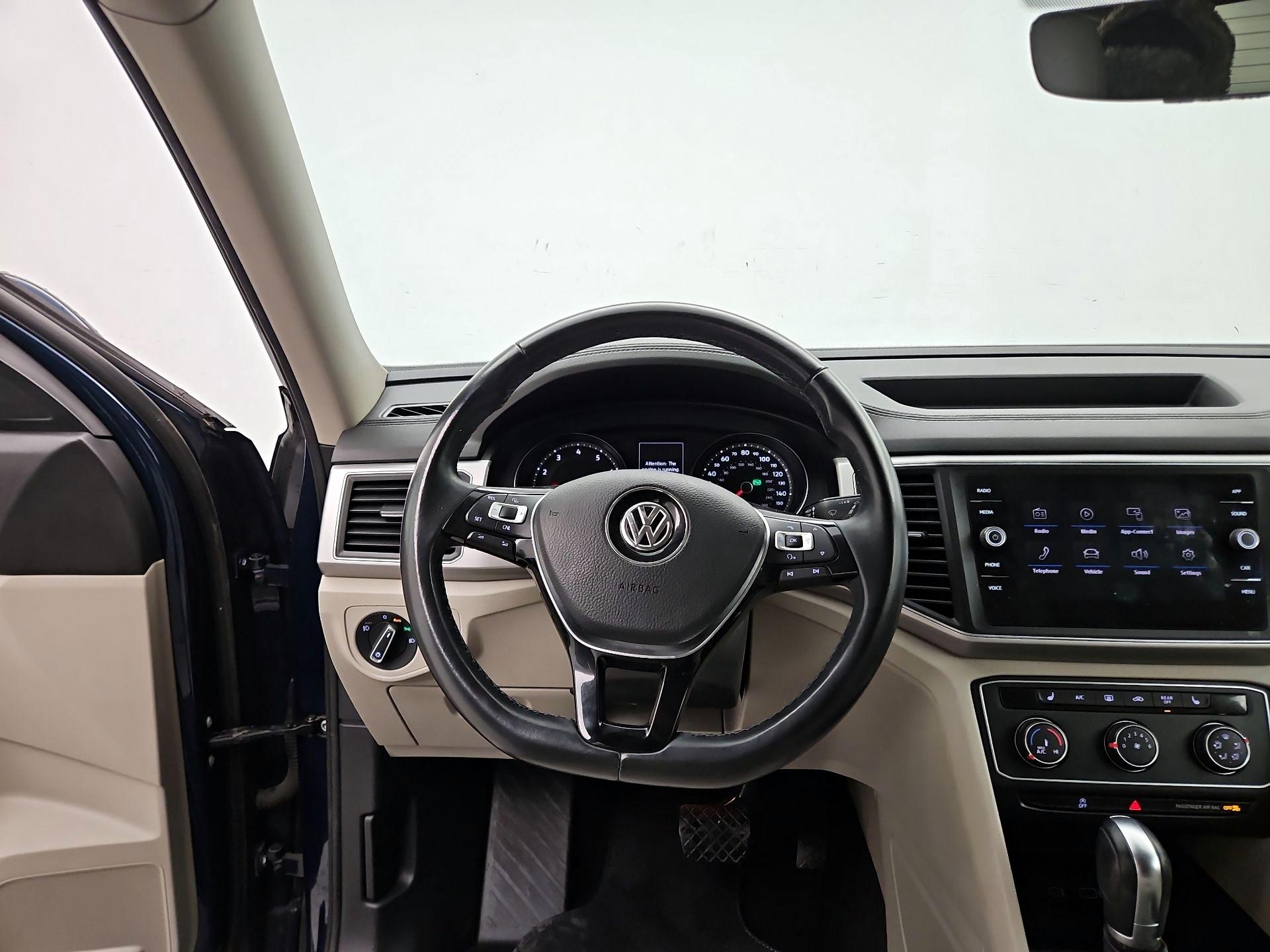 Thumbnail: 2018 Volkswagen Atlas - 10