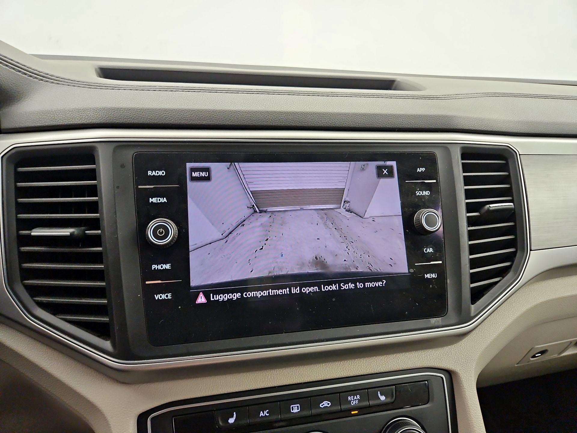 Thumbnail: 2018 Volkswagen Atlas - 14