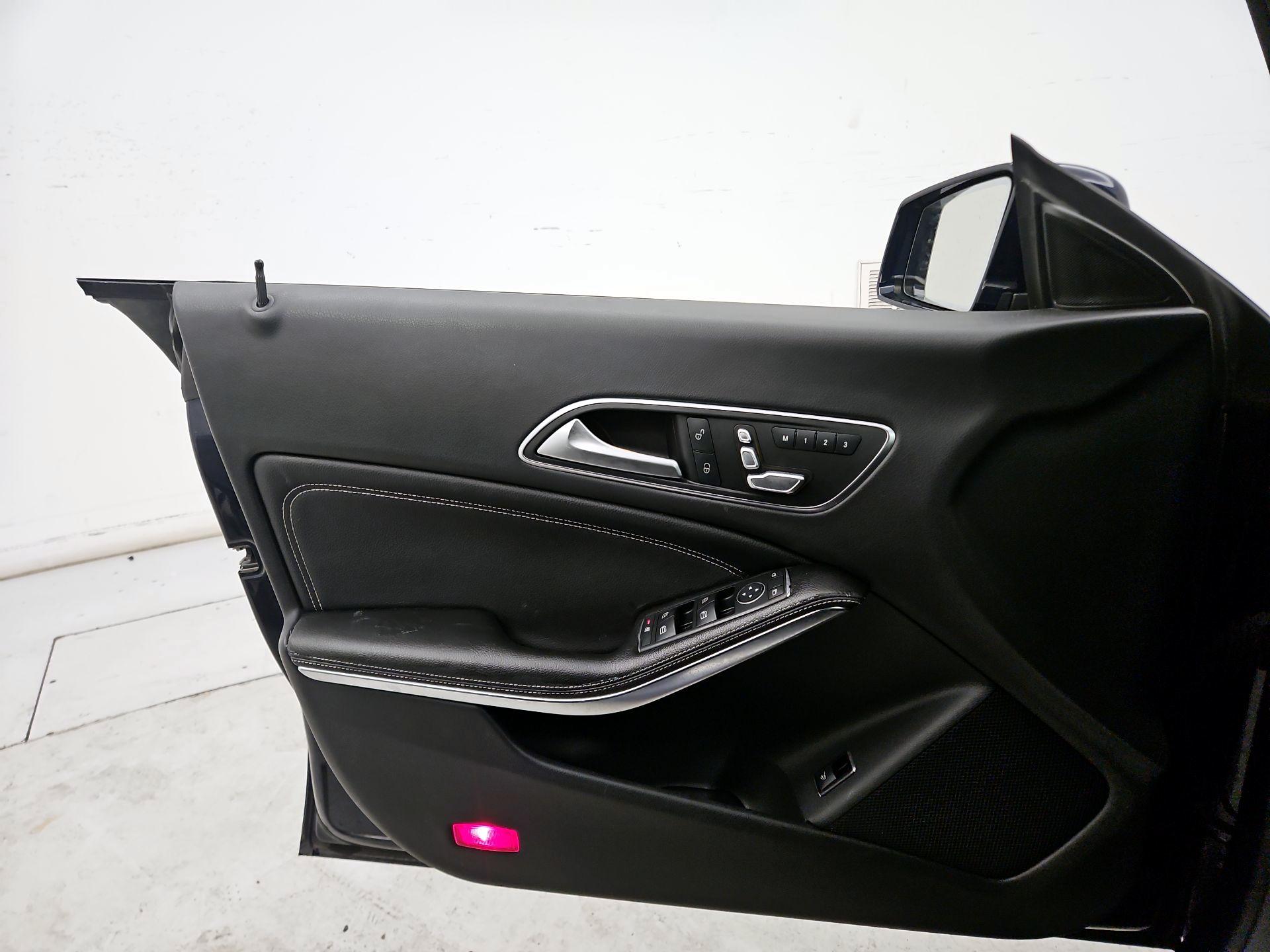 Thumbnail: 2017 Mercedes-Benz CLA - 12