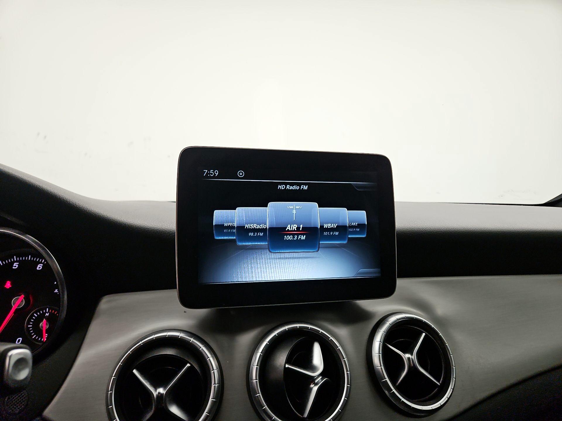 Thumbnail: 2017 Mercedes-Benz CLA - 15