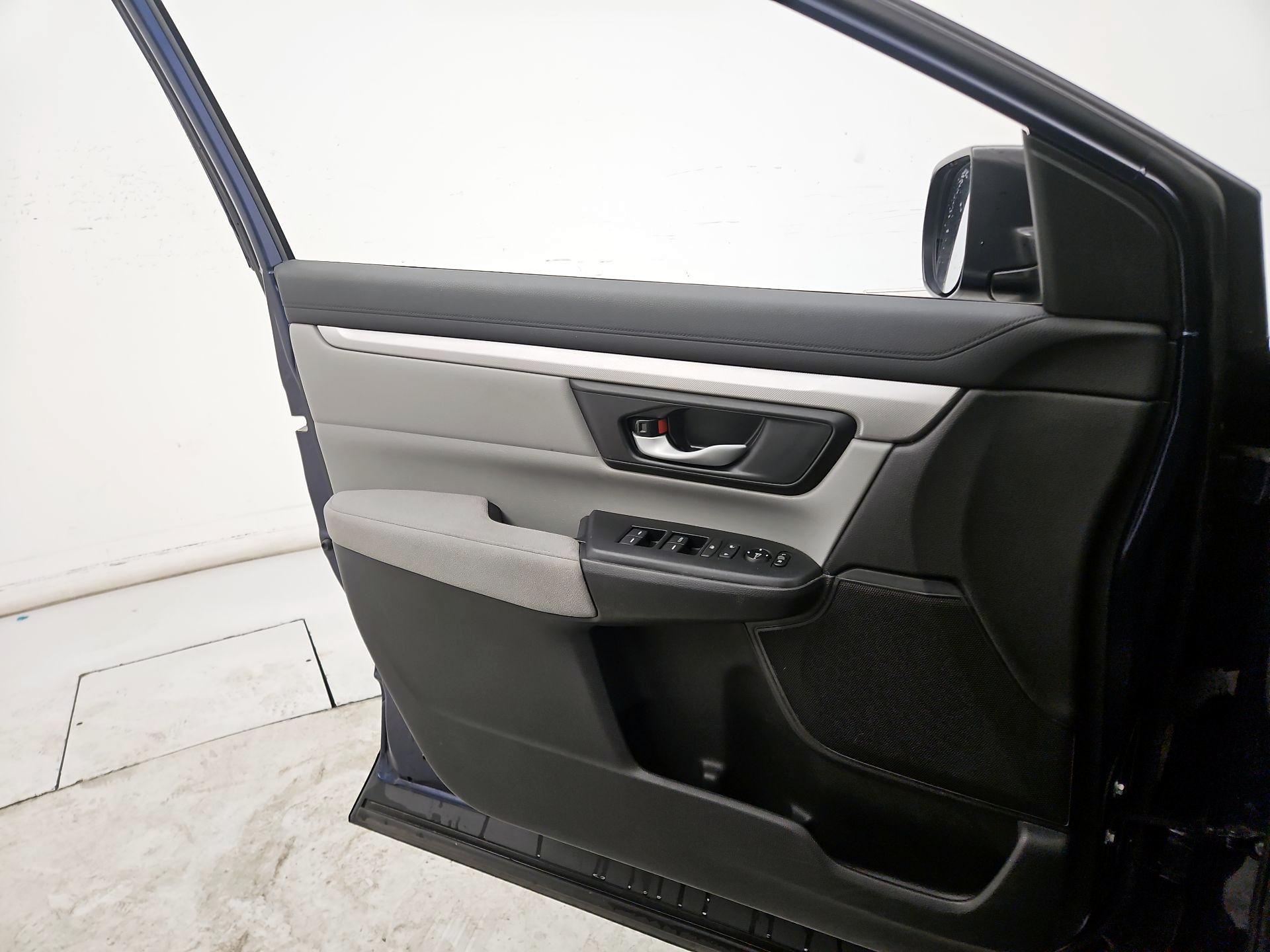 Thumbnail: 2017 Honda CR-V - 12