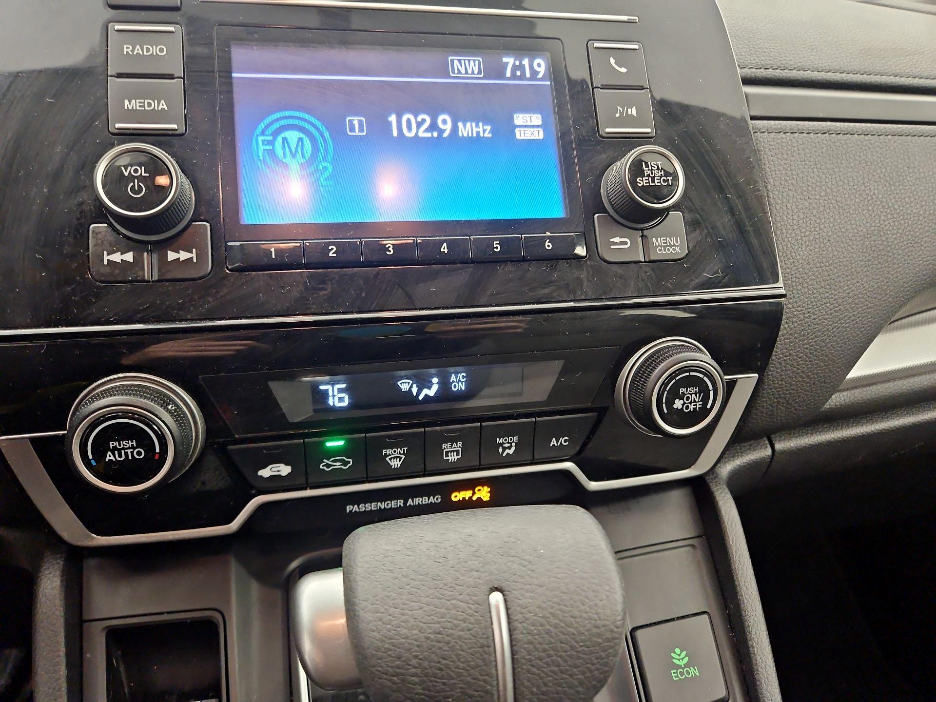 Thumbnail: 2017 Honda CR-V - 16